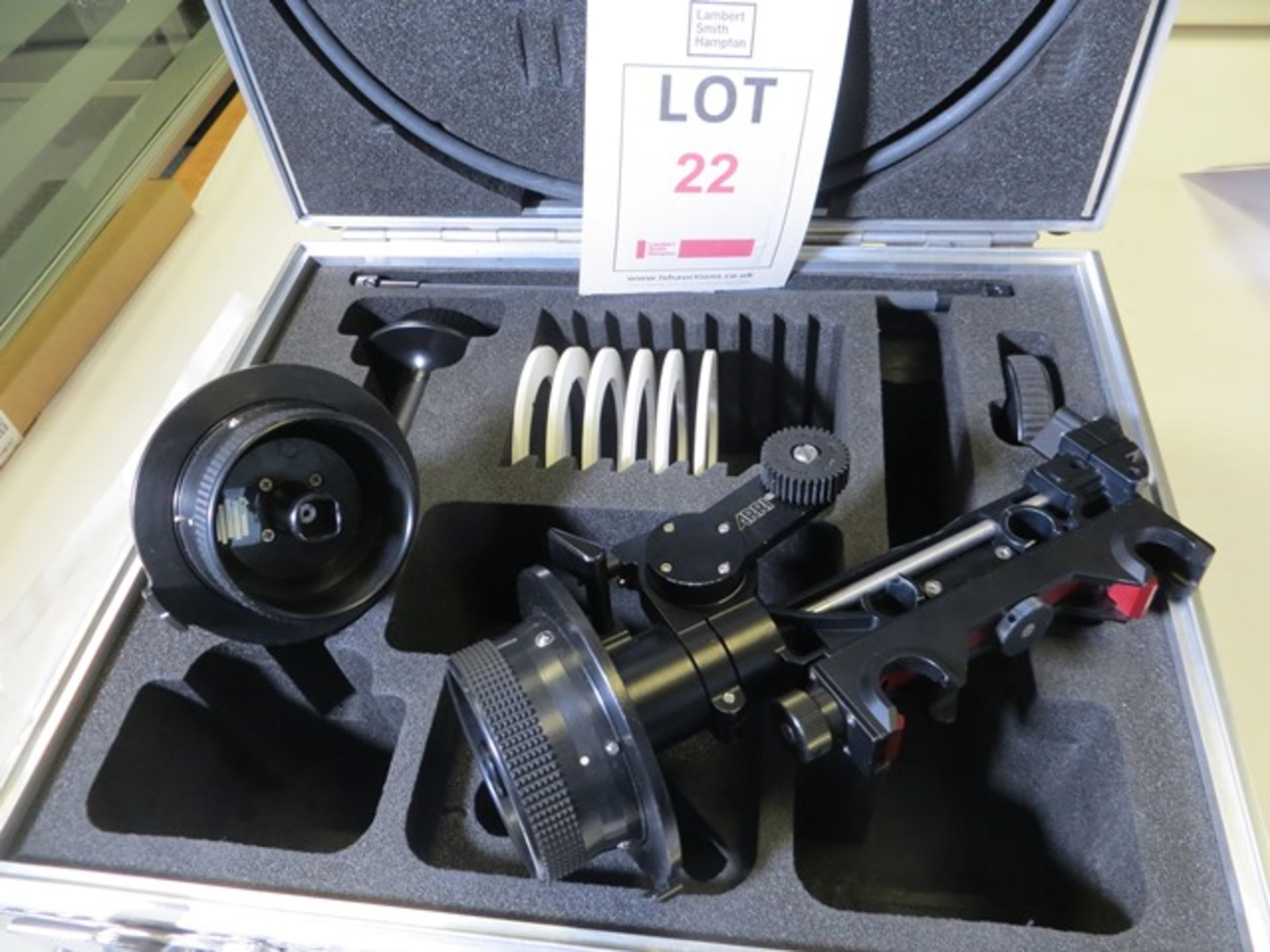 Arri FF4 Follow Focus Kit c/w Flight Case - Image 2 of 3