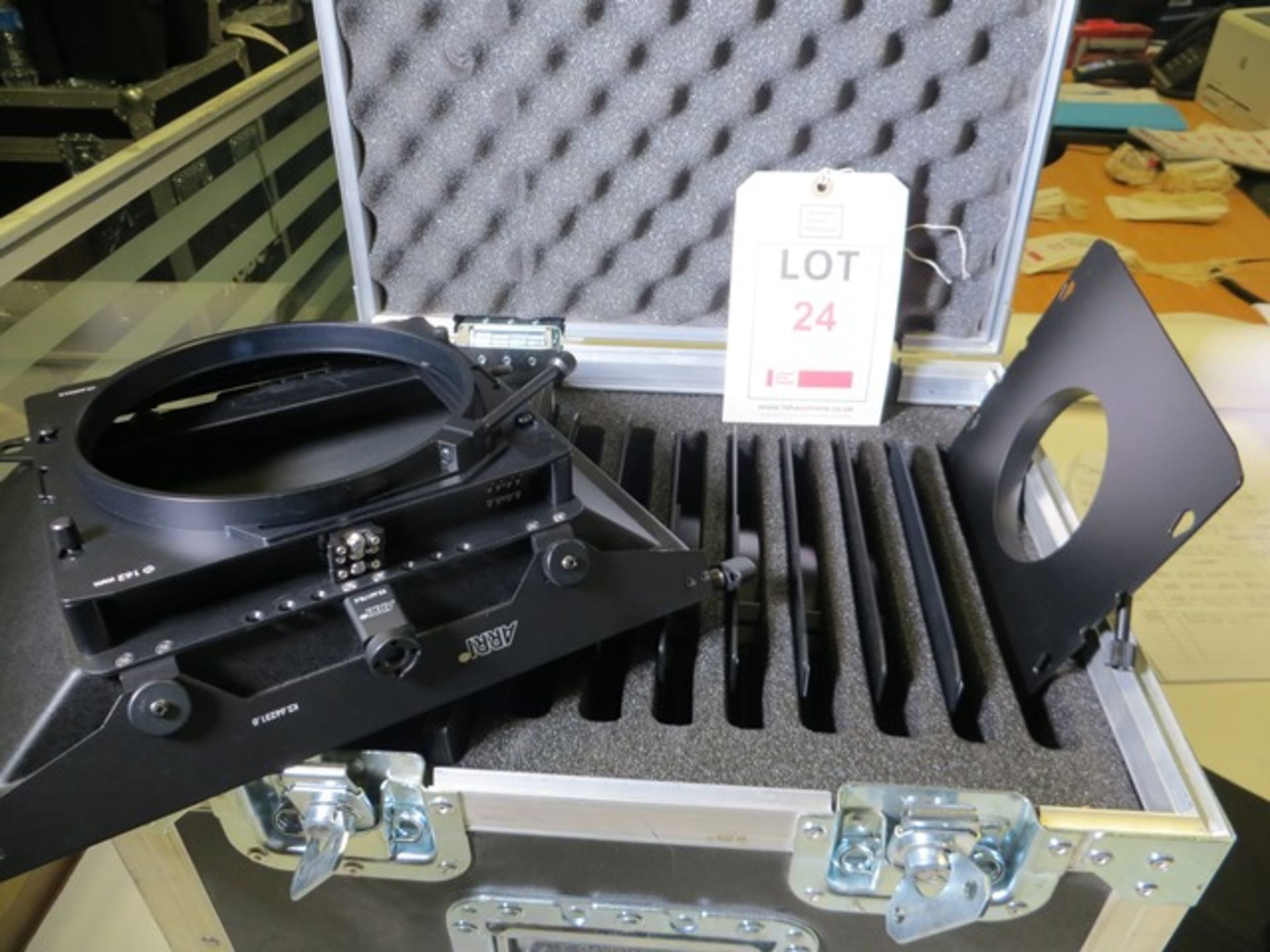 Arri LMB6 Matte Box Kit c/w Flight case - Image 2 of 3