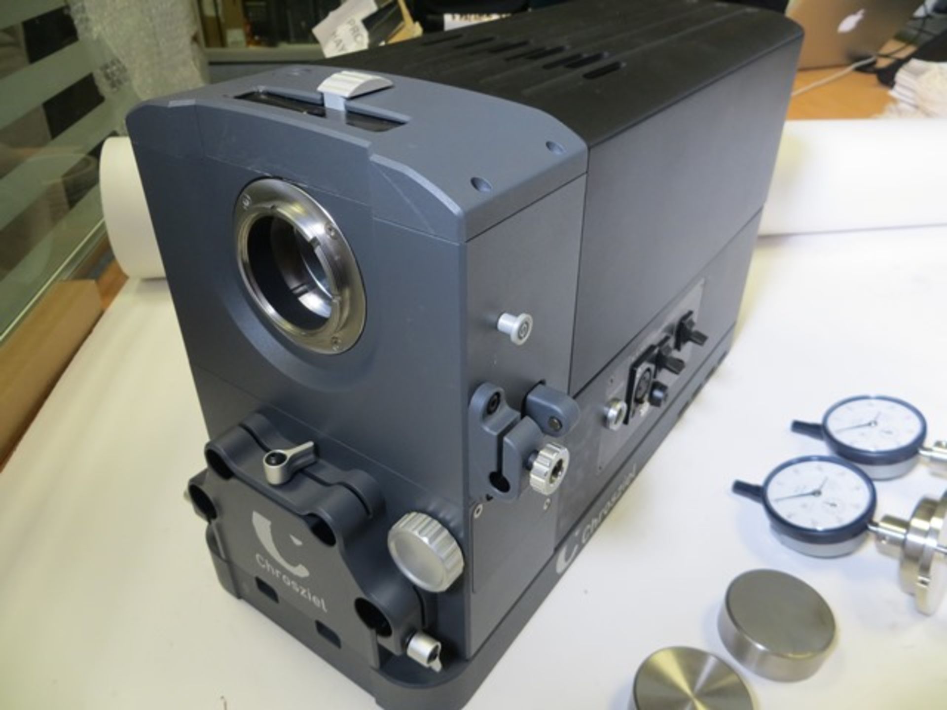 Chroszial Lens Testing Projector MK6 P-TP6 s/n 731662 - Image 2 of 4