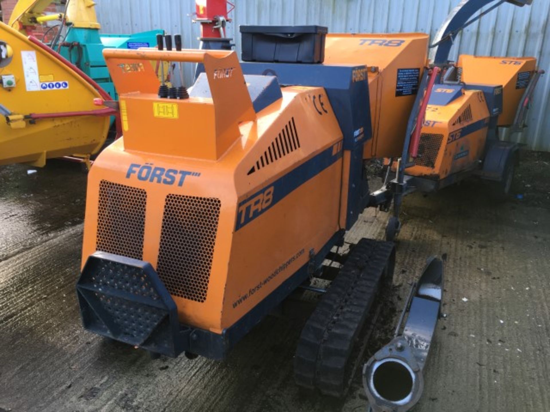 Forst TR8 doubletracked woodchipper, Serial No: SA9TR80000083011Lot located at:VPM (UK) Ltd, - Image 3 of 4