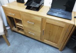 Oak 3-drawer and single door sideboard, approx. 1350 x 450mm