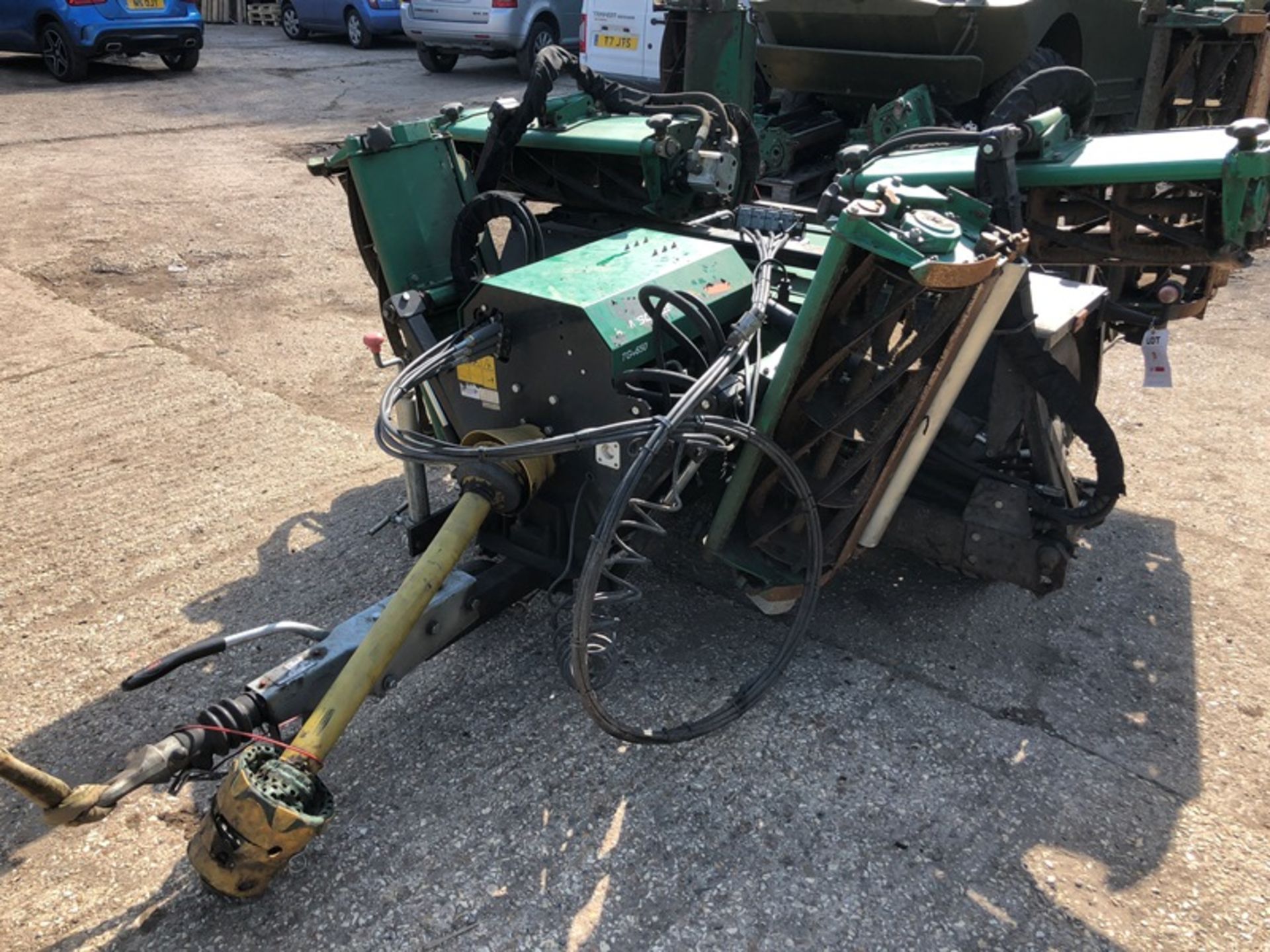 Ransomes TG4650 seven gang PTO driven trailed cylinder mower complete, with another TG4650... - Image 2 of 14