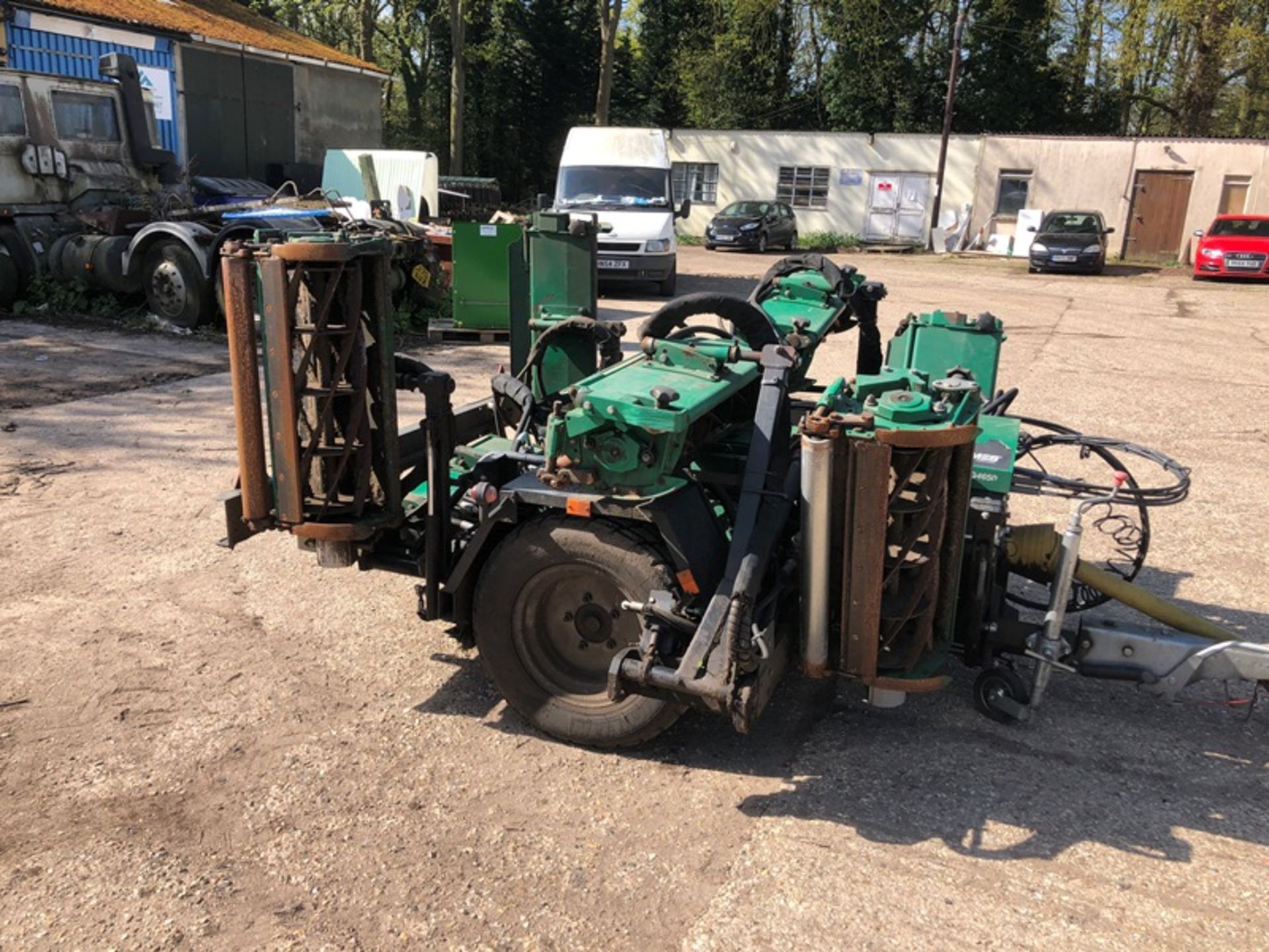 Ransomes TG4650 seven gang PTO driven trailed cylinder mower complete, with another TG4650... - Image 3 of 14