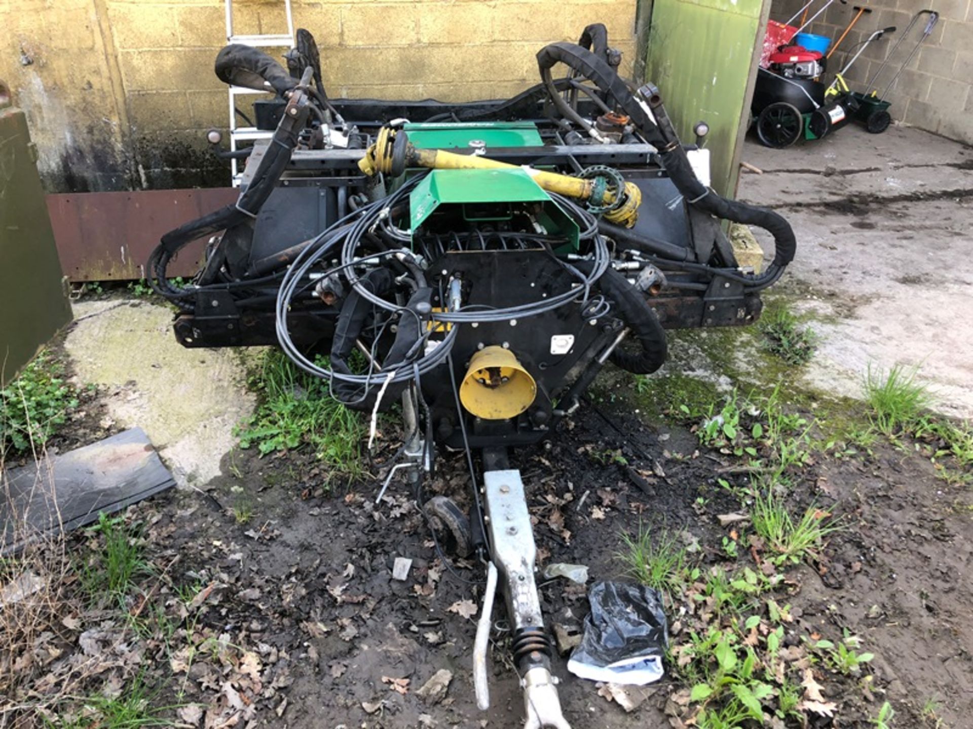 Ransomes TG4650 seven gang PTO driven trailed cylinder mower complete, with another TG4650... - Image 9 of 14