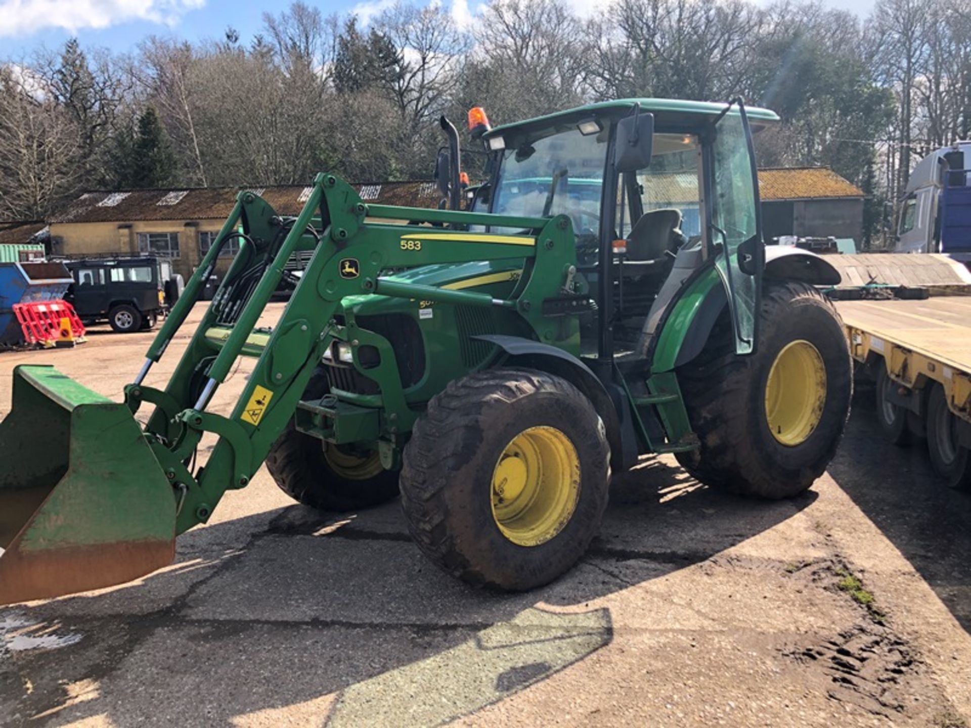 John Deere 5070M four wheel drive tractor on grassland tyres with John Deere 583 loader and - Image 2 of 9