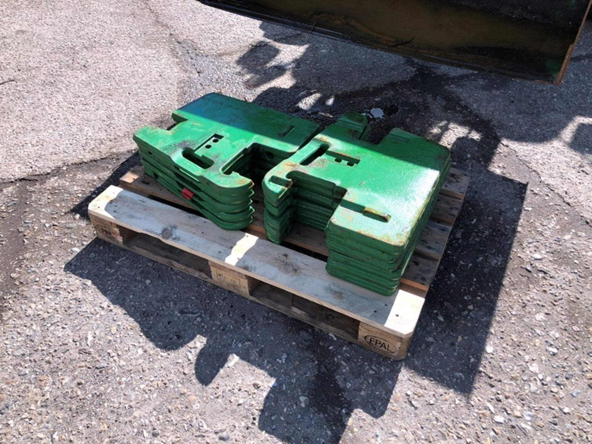 11 x 50kg John Deere tractor weights - Image 3 of 4