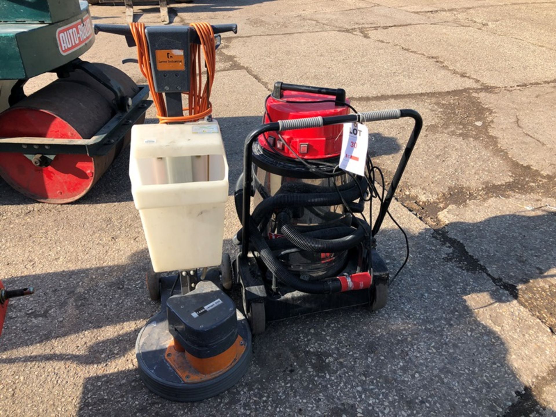 Sotec 640 vacuum and Lever Industrial TASKI ranger 200 floor polisher