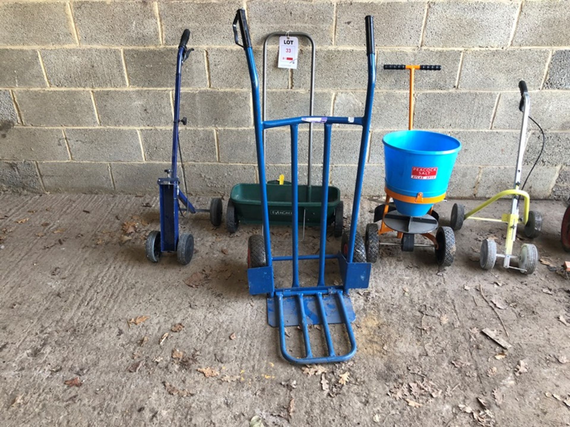 Quantity of miscellaneous grounds care equipment - Image 6 of 6