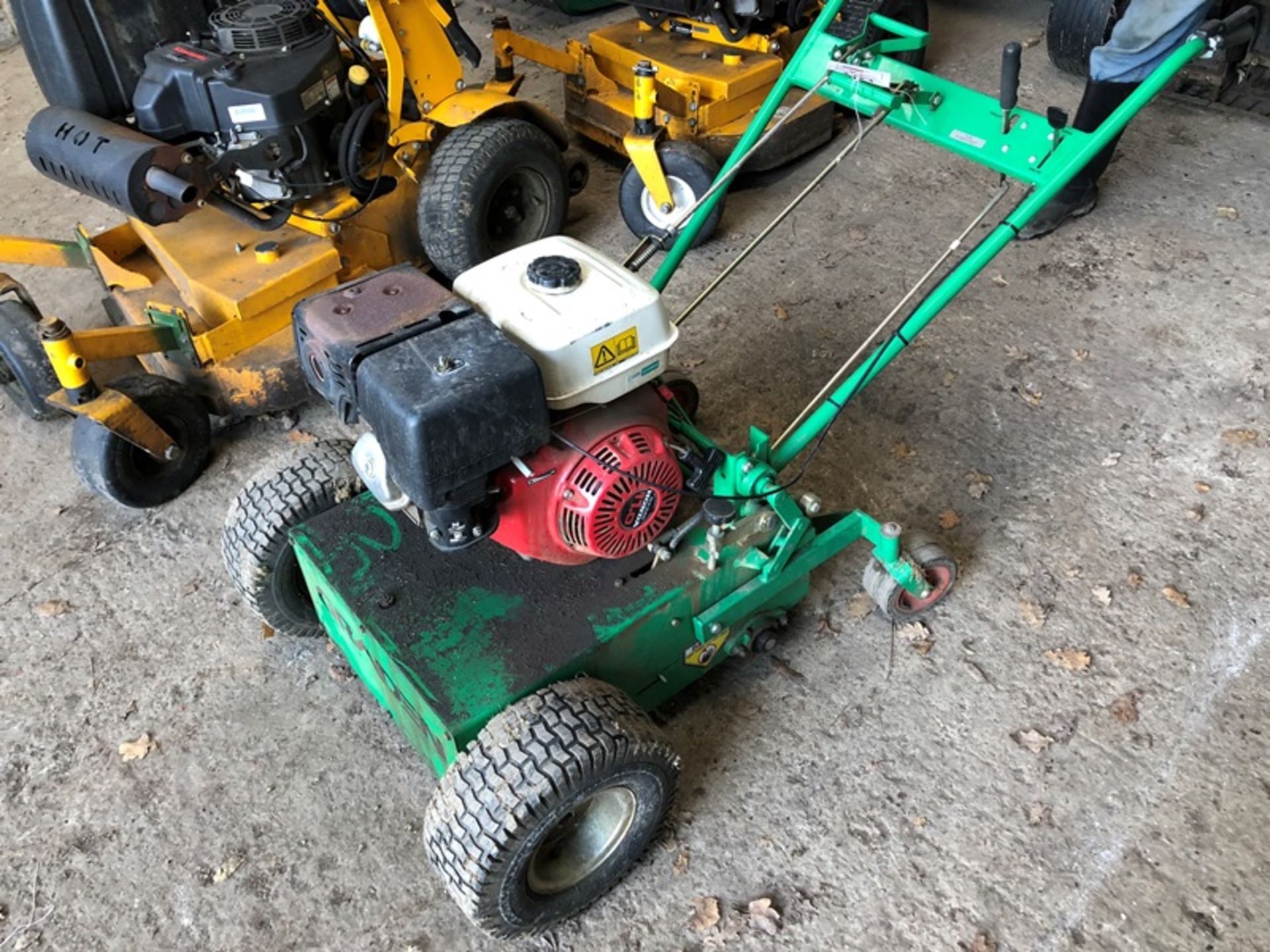 Graden Scarifier lawn aerator with Honda GX340 11.00 hp petrol engine (broken arms for spares or - Image 2 of 5