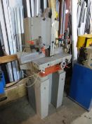 Elu 'V' notch saw, type 101, serial no: 23714 (1984), table width: 550mm