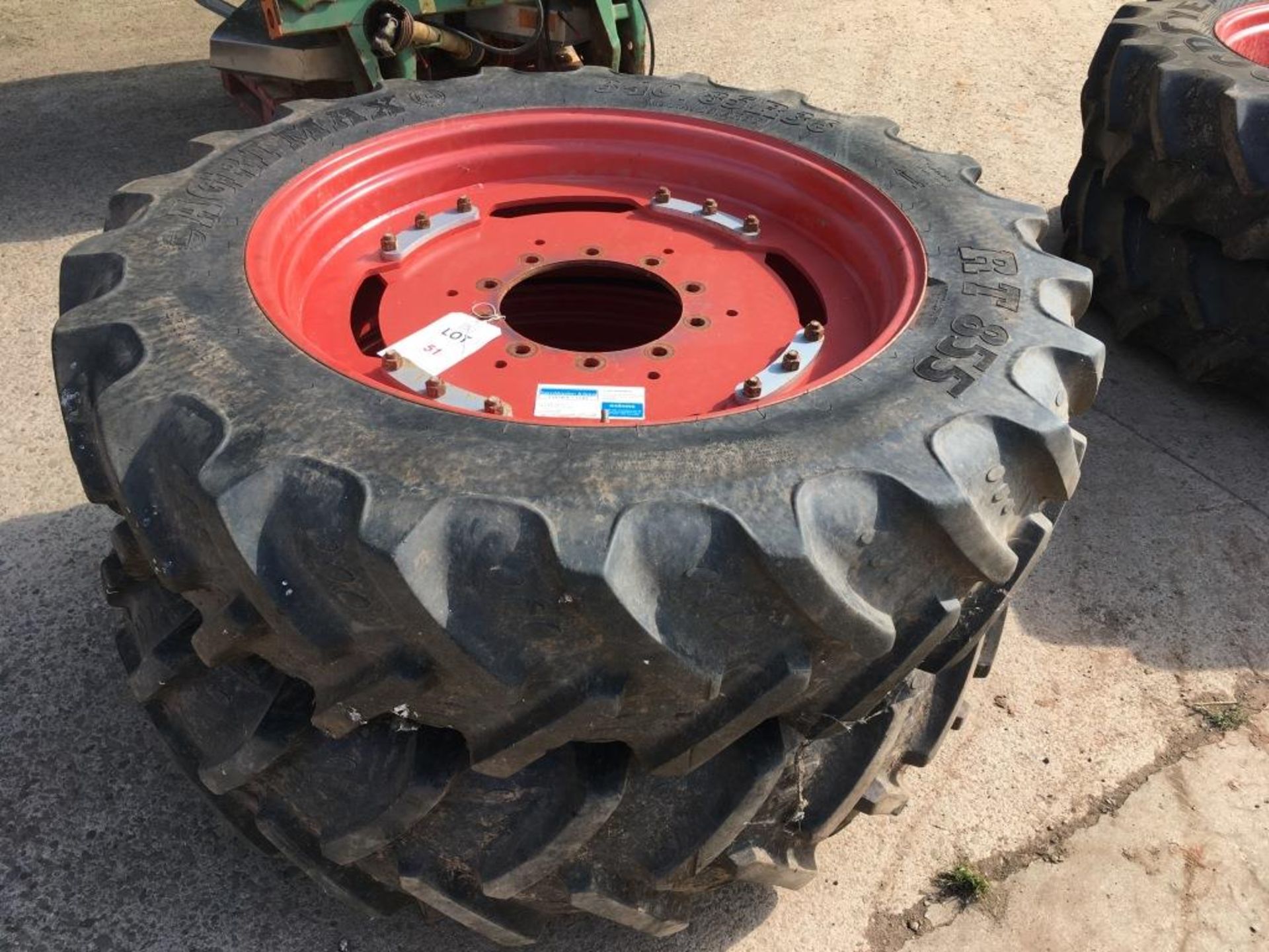 A set of row crop wheels and tyres, rear: Goodyear RT800 380/90R50, front: Agrimax RT855 340/85R36 - Image 2 of 9