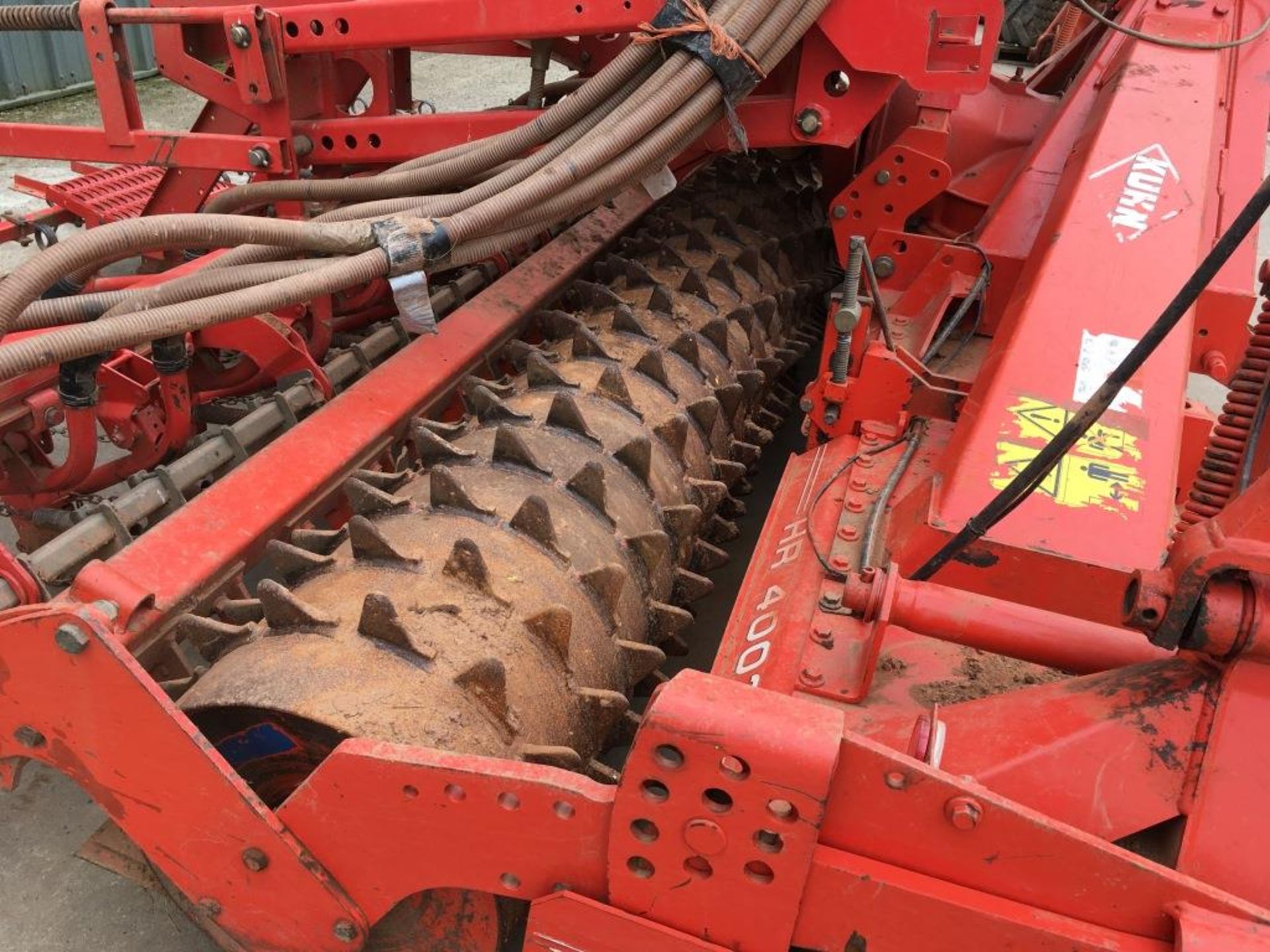 Kuhn HR 4003D 14' power harrow, serial number: A4631 (2002) with Kuhn Venta LC 402 seed drill, - Bild 8 aus 15