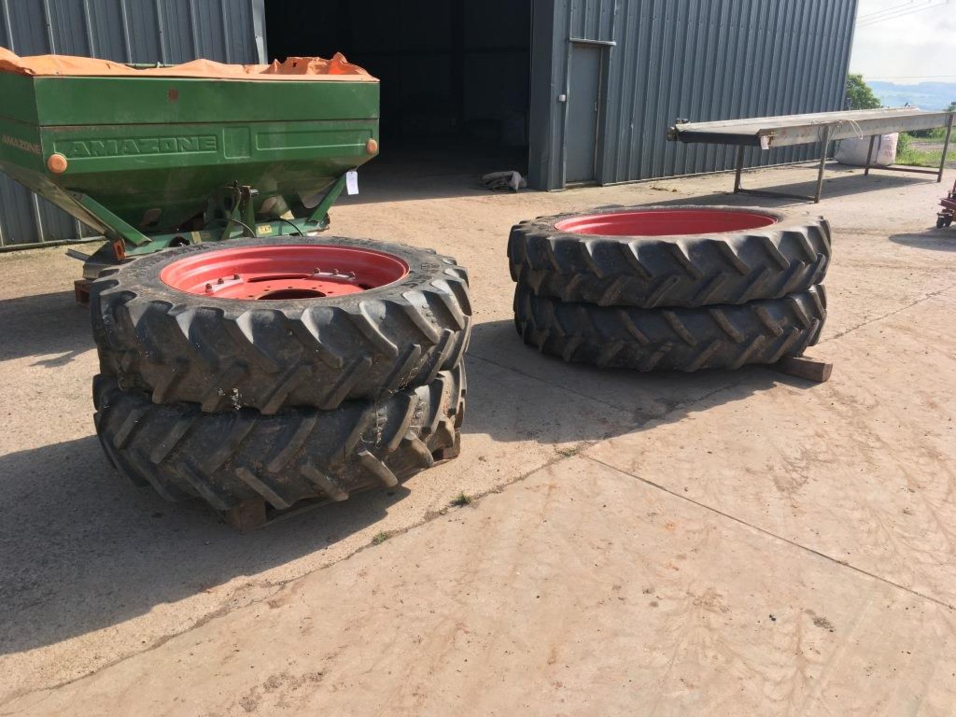 A set of row crop wheels and tyres, rear: Goodyear RT800 380/90R50, front: Agrimax RT855 340/85R36