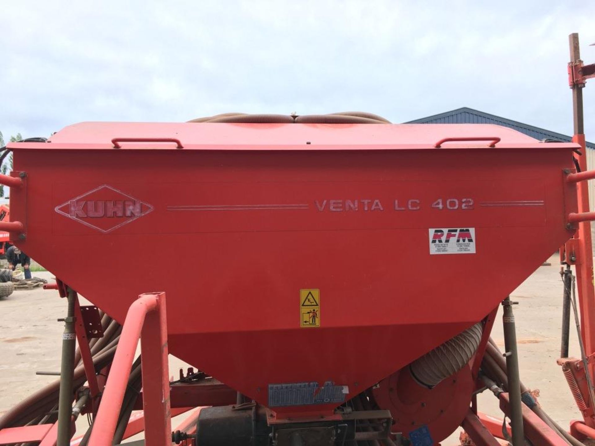 Kuhn HR 4003D 14' power harrow, serial number: A4631 (2002) with Kuhn Venta LC 402 seed drill, - Bild 13 aus 15