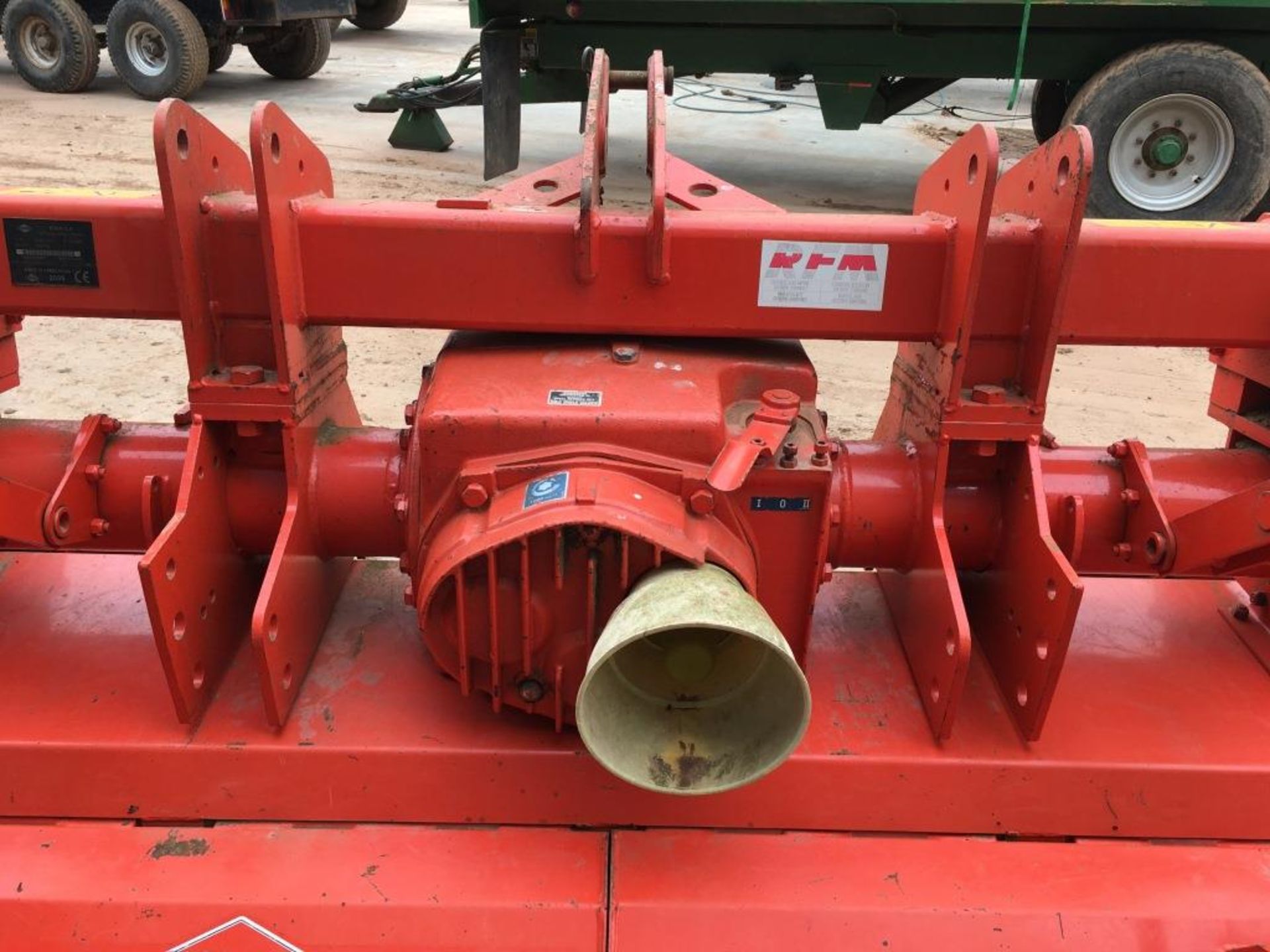 Kuhn Type EL 201-300 rotovator with crumbler roller, serial number: D0388 (2005) - Image 10 of 10