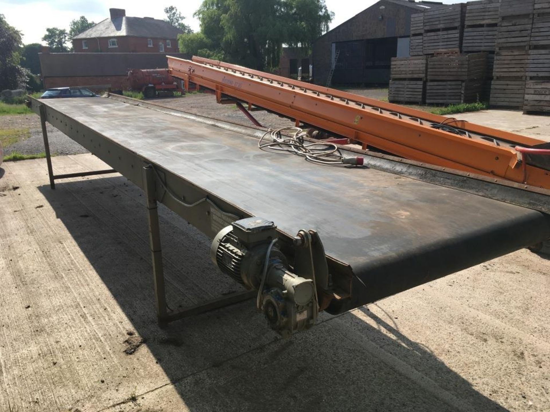 Powered belt conveyor, approximate measurements 8m x 1.5m - Bild 2 aus 6