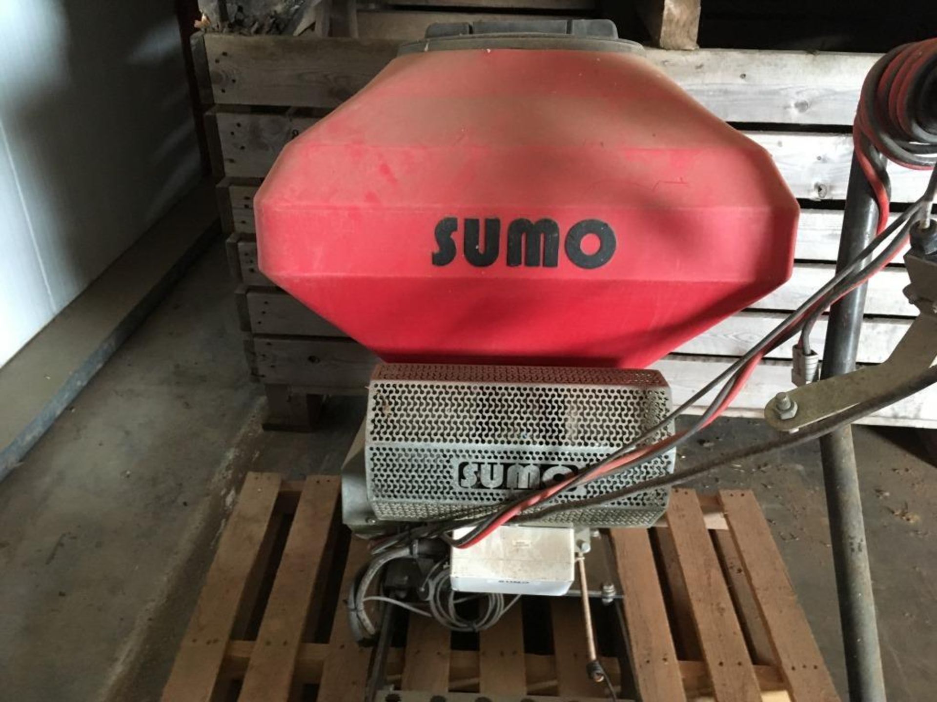 Sumo Seeder Seed Box (2013) - Image 3 of 7