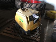 Lavo LKX hot water pressure washer