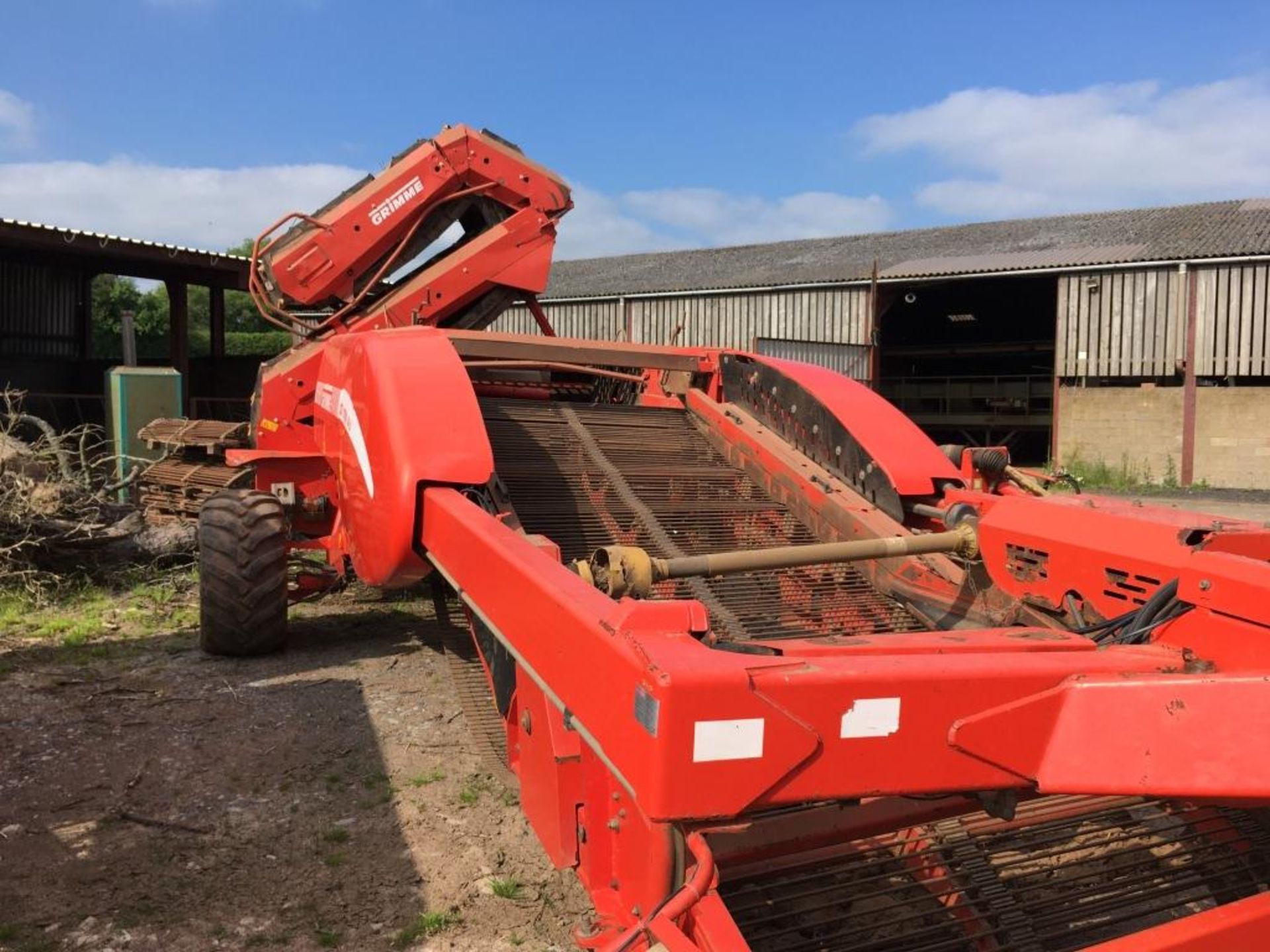 Grimme GZ 1700DLS two row potato harvester, serial number: 44201017 (2002) - Image 12 of 12