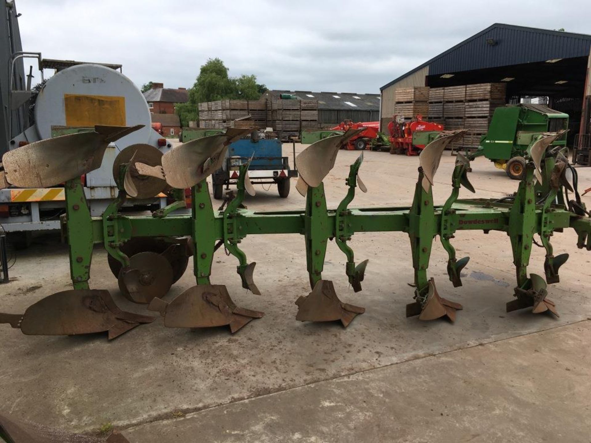 Dowdeswell DP120S six furrow reversible plough, serial number: 98MA36391 (1998) - Image 7 of 15