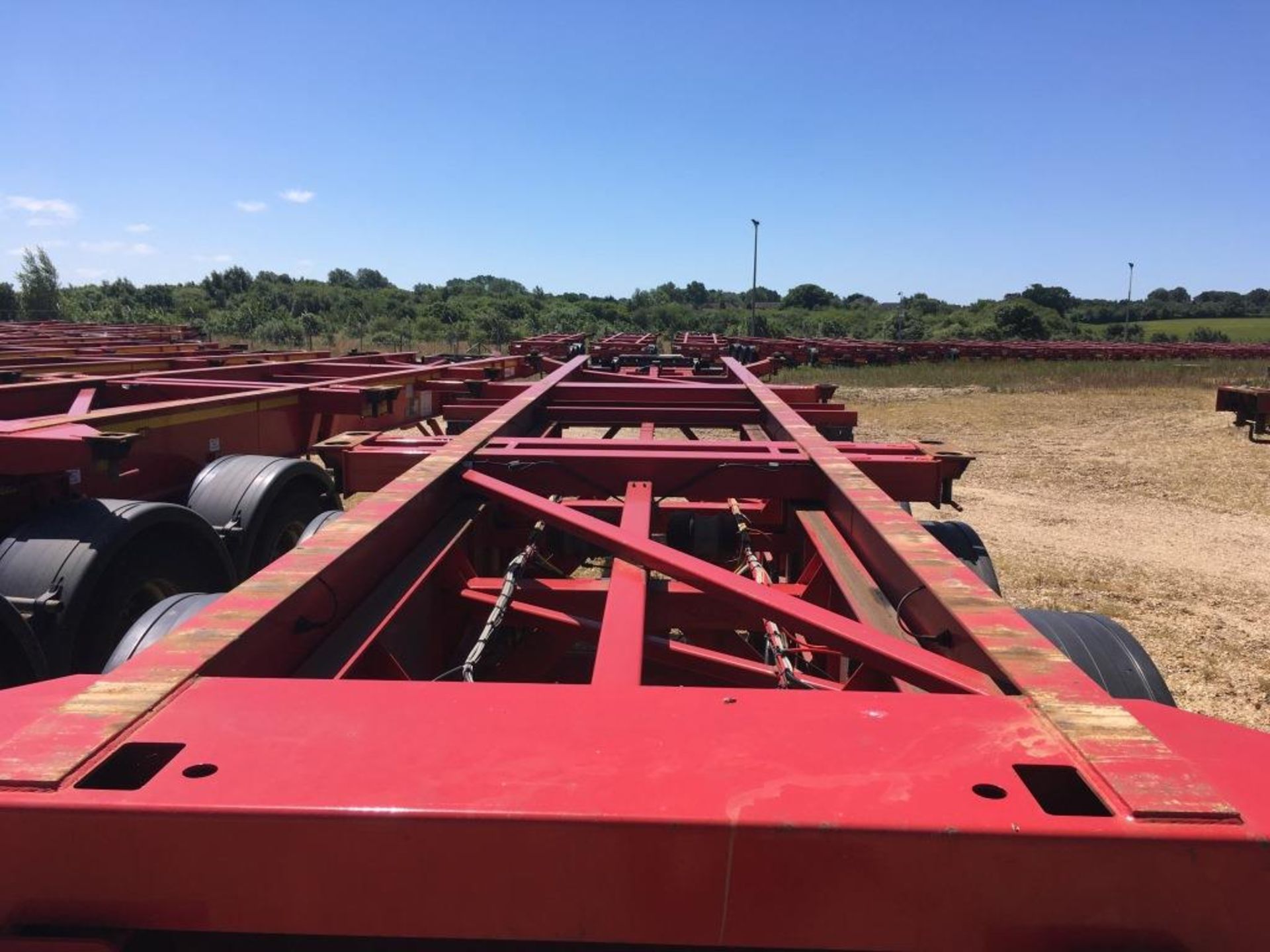 Dennison 14 Lock Sliding Bogie Skeletal trailer, reference 42069, year of manufacture 2014, 3 x - Image 4 of 17