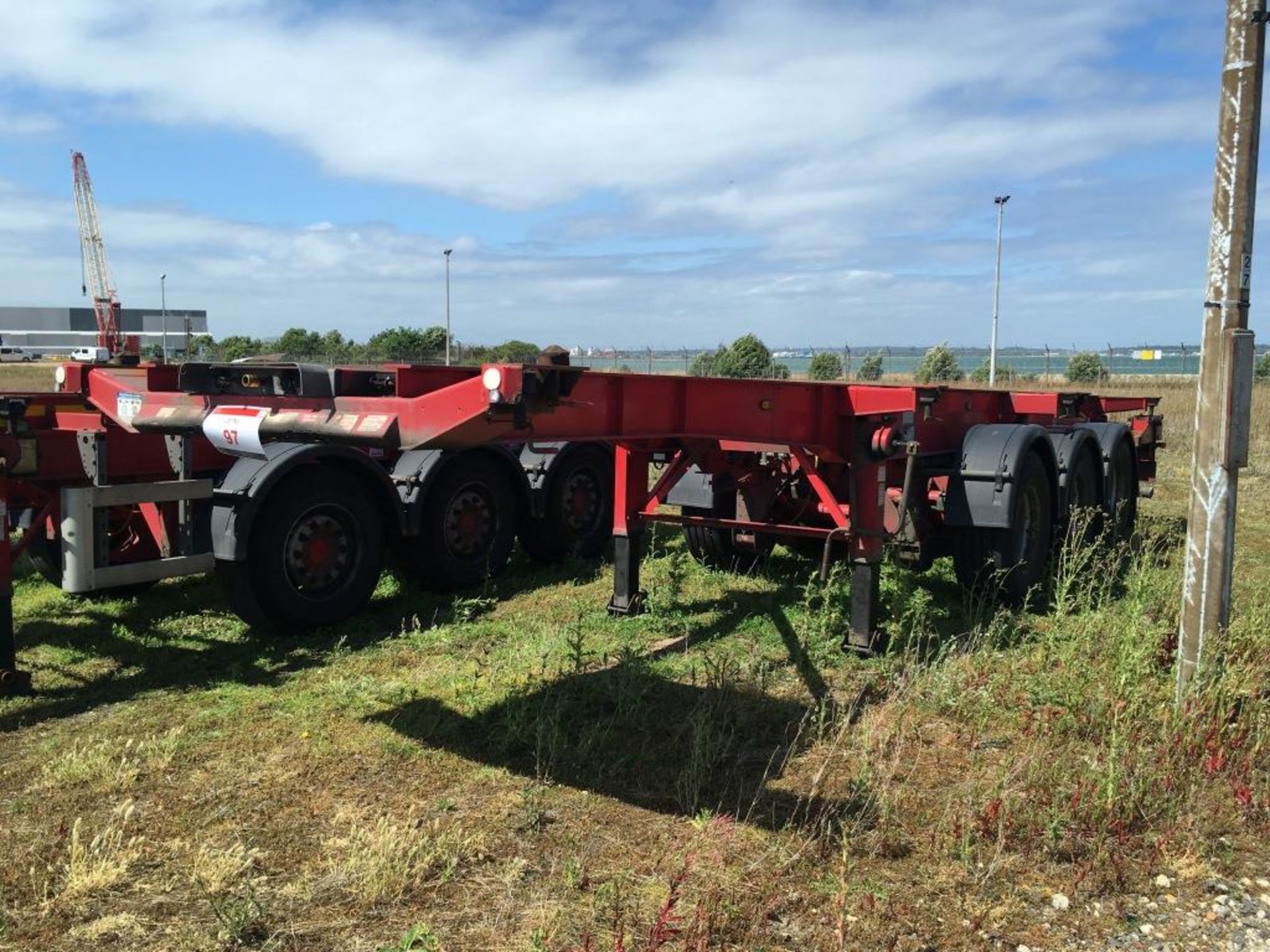 Dennison 14 Lock Sliding Bogie Skeletal trailer, reference 26718, year of manufacture 2011, 3 x