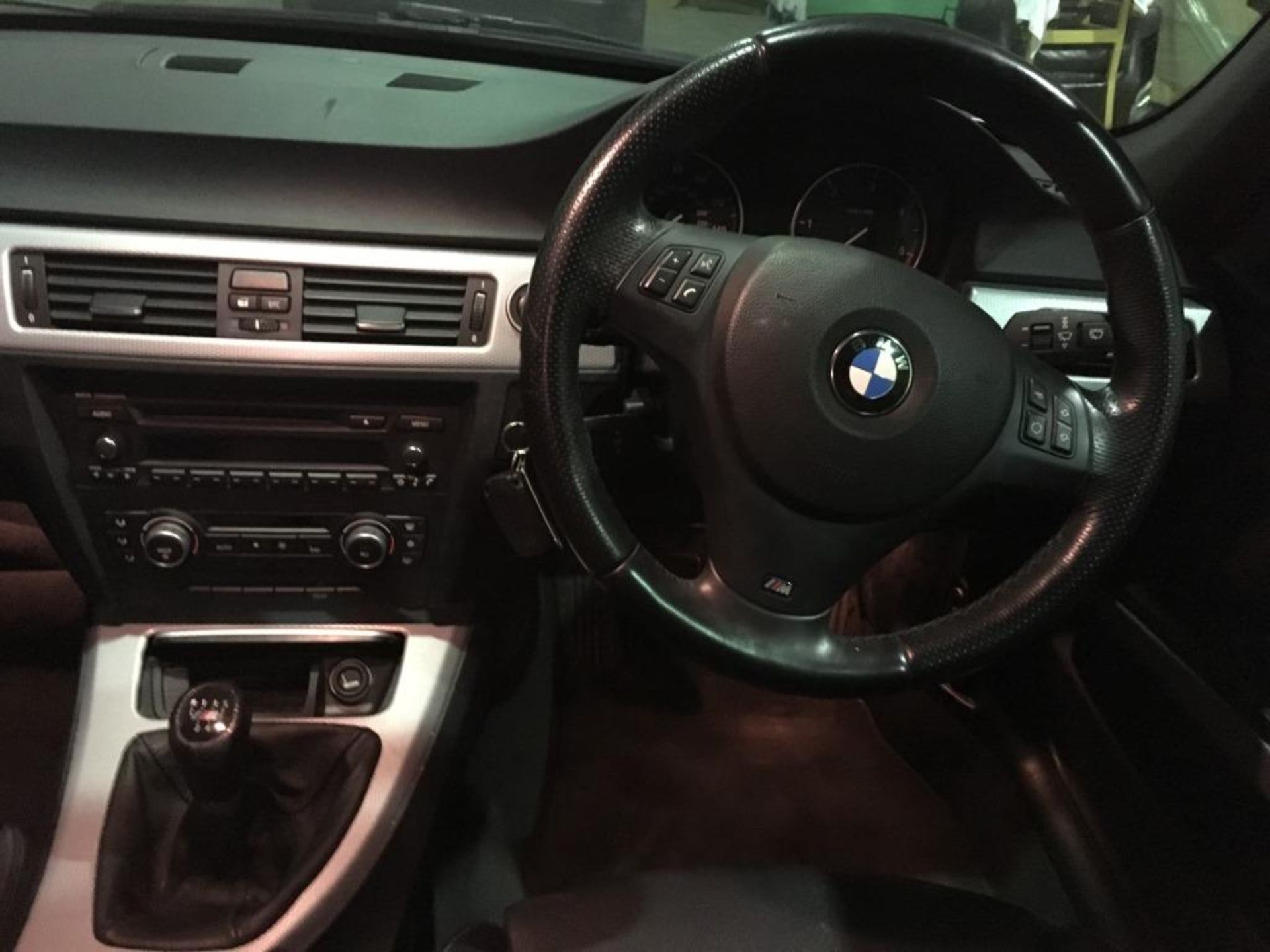 BMW 320D M Sport 181 4 door saloon diesel car, Registration number W1 PMP (YG10 XFP), Date of - Bild 10 aus 22