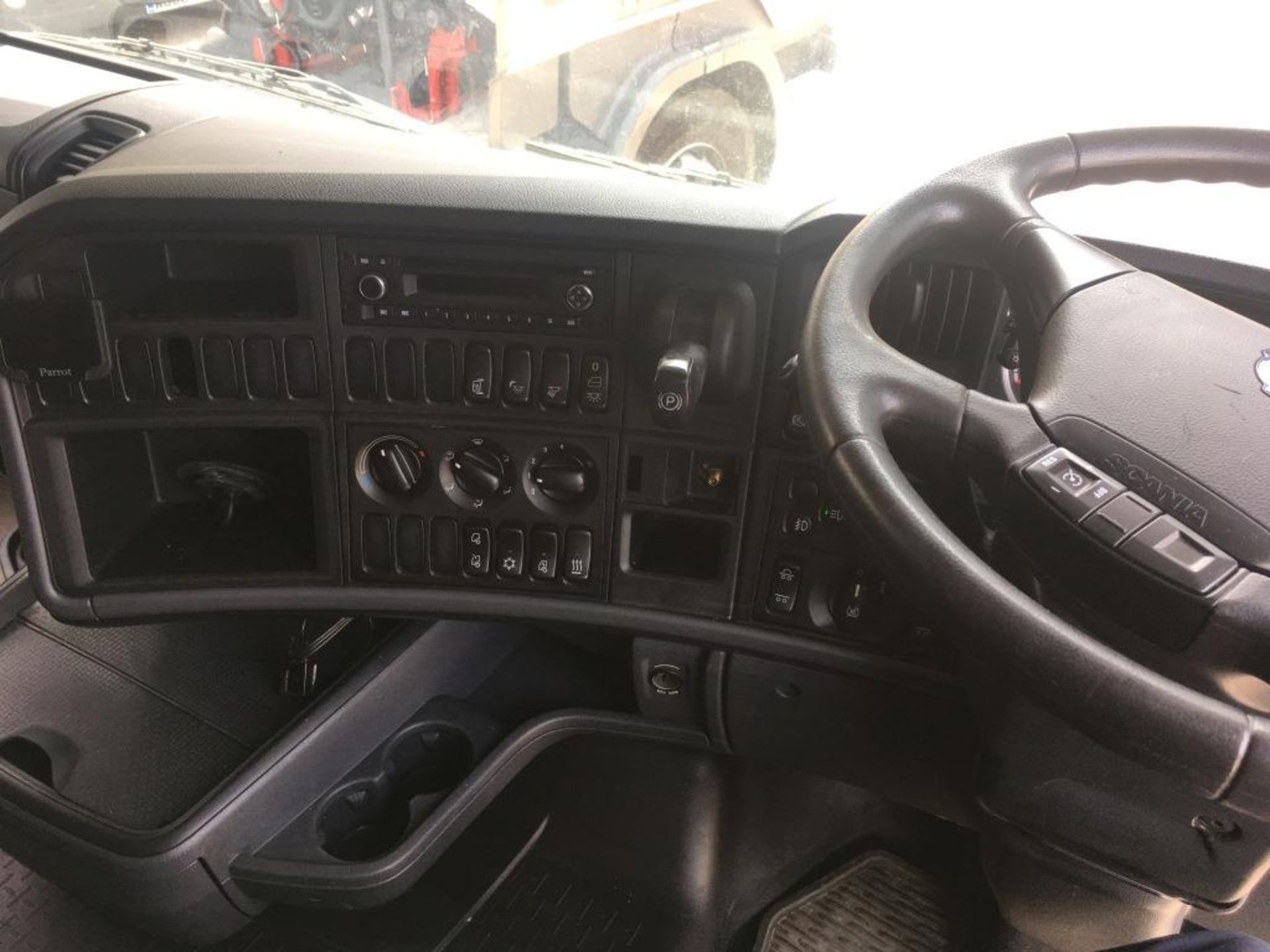 Scania R445 LA 6X2/2MNA Topline tractor unit, 2 Pedal Opticruise Gearbox, Registration number - Bild 10 aus 23