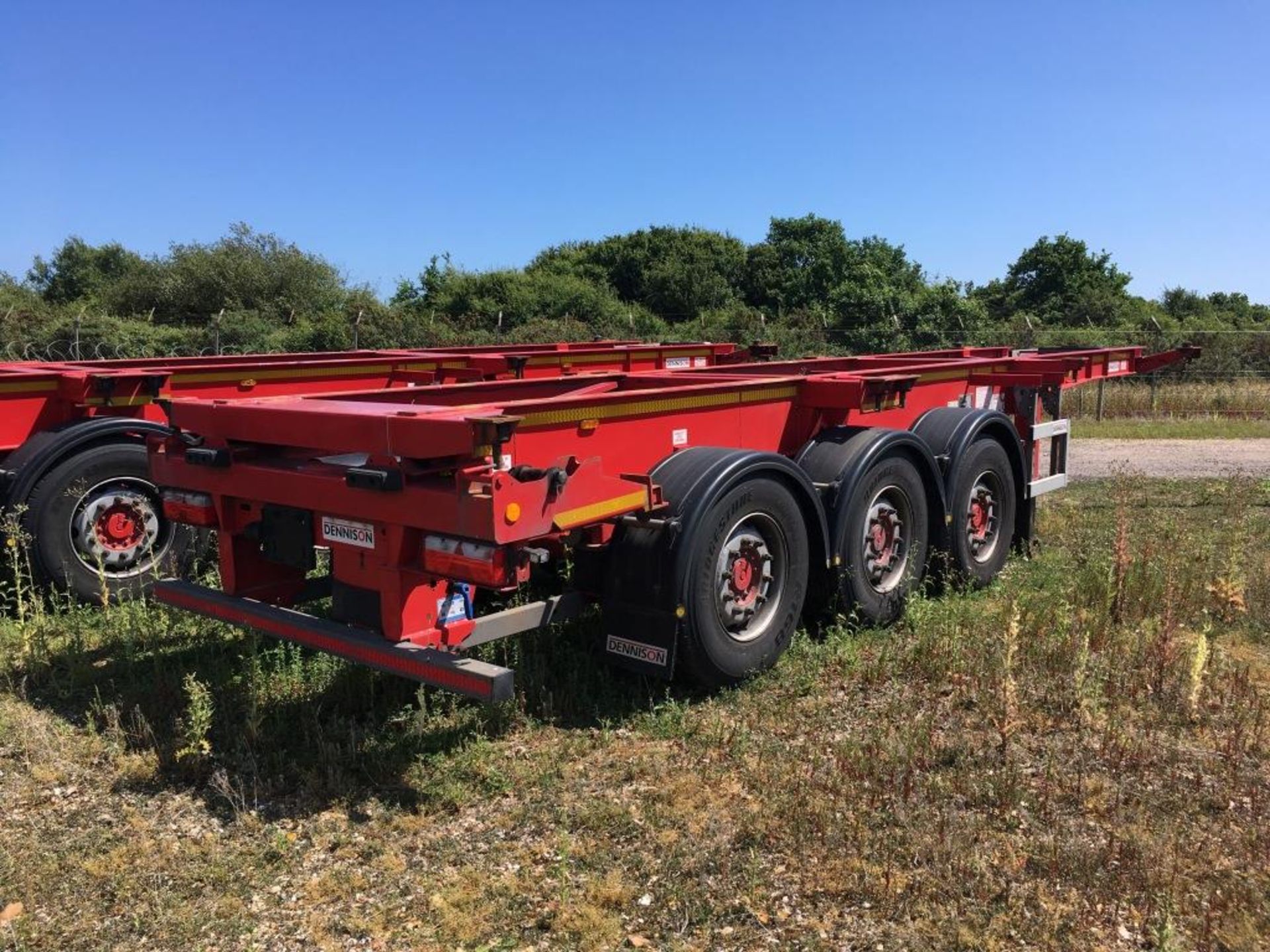 Dennison 14 Lock Sliding Bogie Skeletal trailer, reference 49441, year of manufacture 2016, 3 x - Image 2 of 15