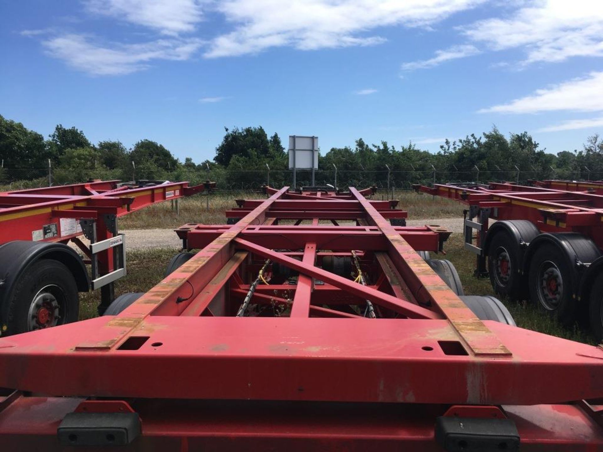 Dennison 14 Lock Sliding Bogie Skeletal trailer, reference 49452, year of manufacture 2016, 3 x - Image 11 of 18