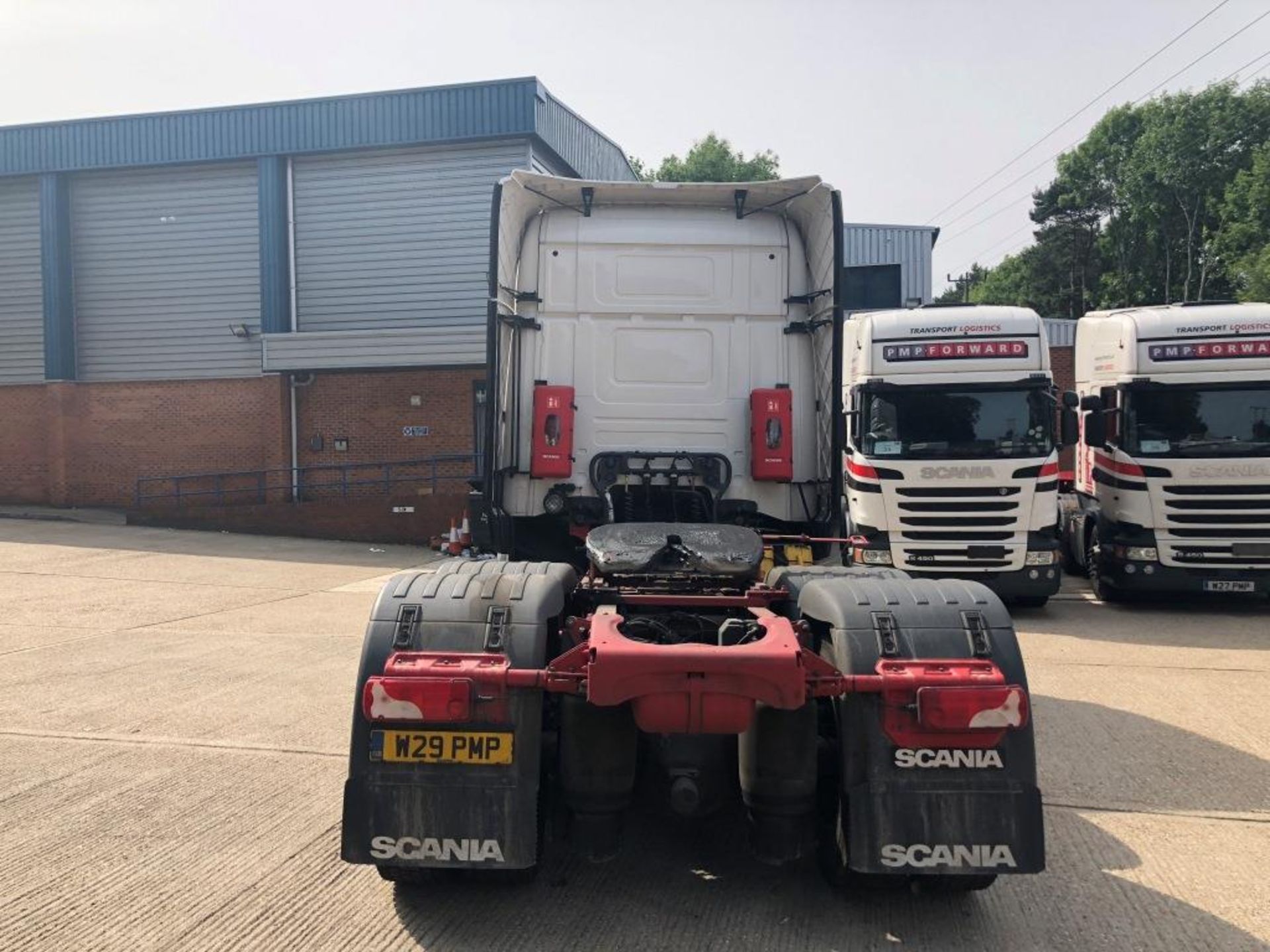 Scania R490 LA 6X2/2MNA Topline STGO Cat 2 tractor unit, 2 Pedal Opticruise Gearbox, Retarder, Reg - Image 4 of 17