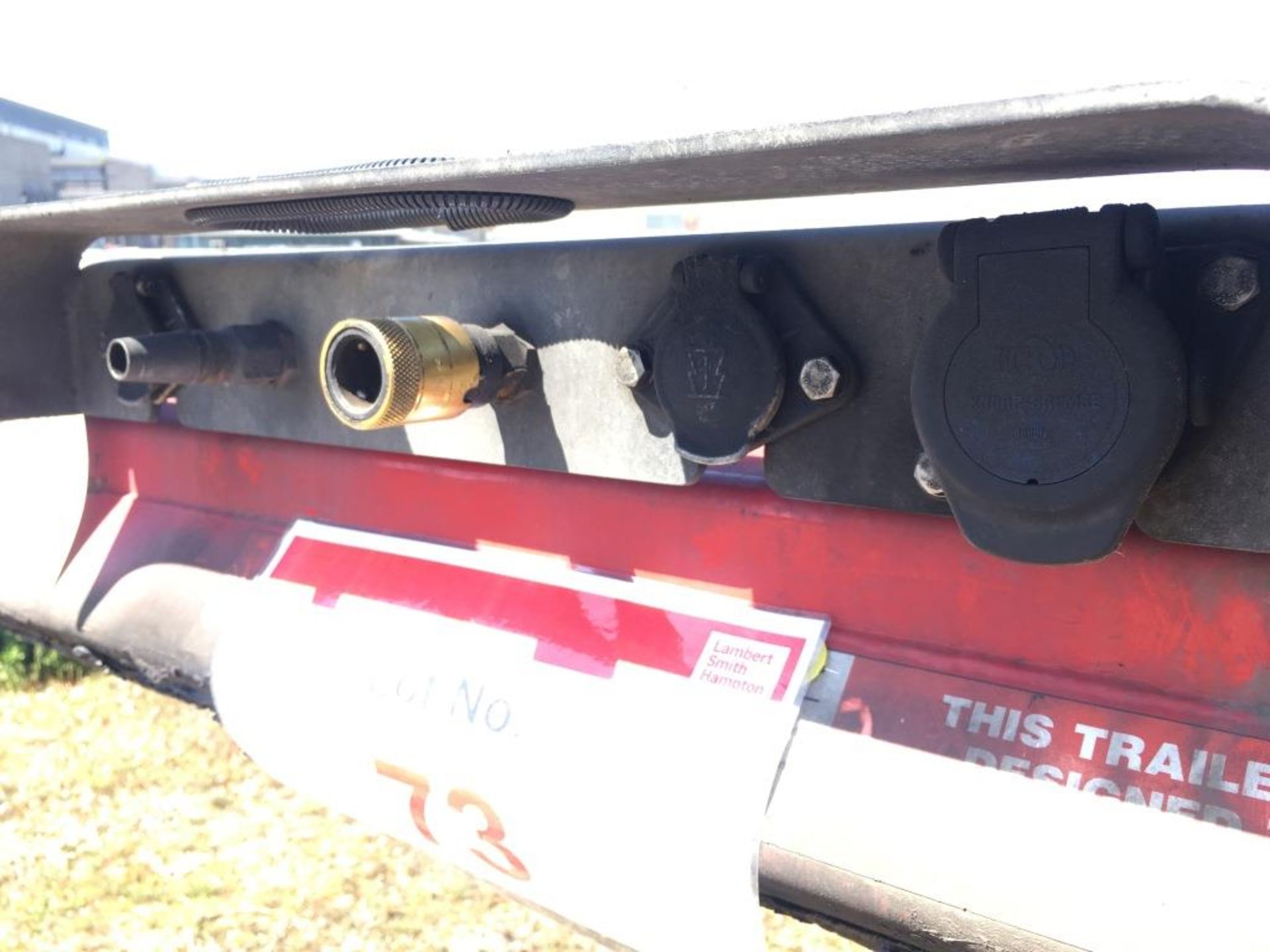 Dennison 14 Lock Sliding Bogie Skeletal trailer, reference 42068, year of manufacture 2014, 3 x - Image 9 of 23