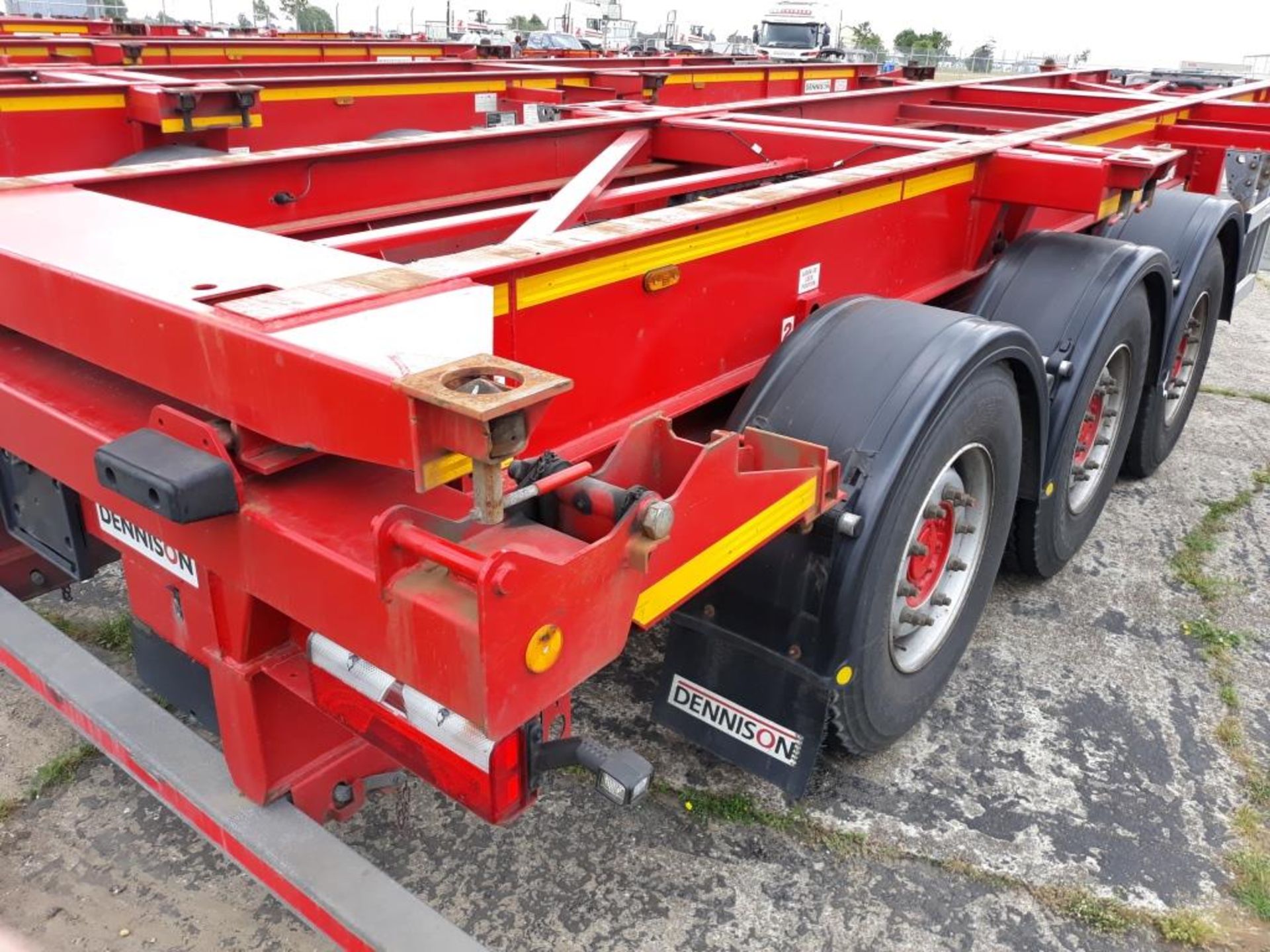 Dennison 14 Lock Sliding Bogie Skeletal trailer, reference 50308, year of manufacture 2017, 3 x - Image 4 of 14