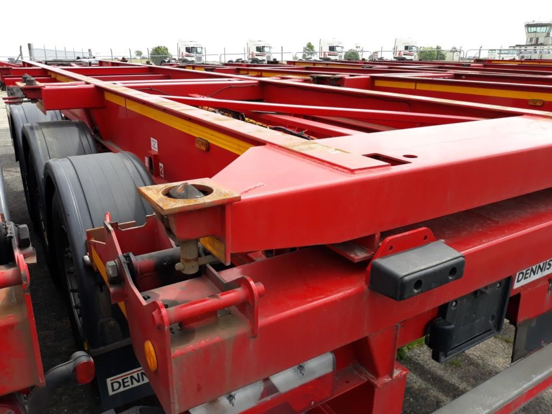 Dennison 14 Lock Sliding Bogie Skeletal trailer, reference 50315, year of manufacture 2017, 3 x - Image 3 of 15