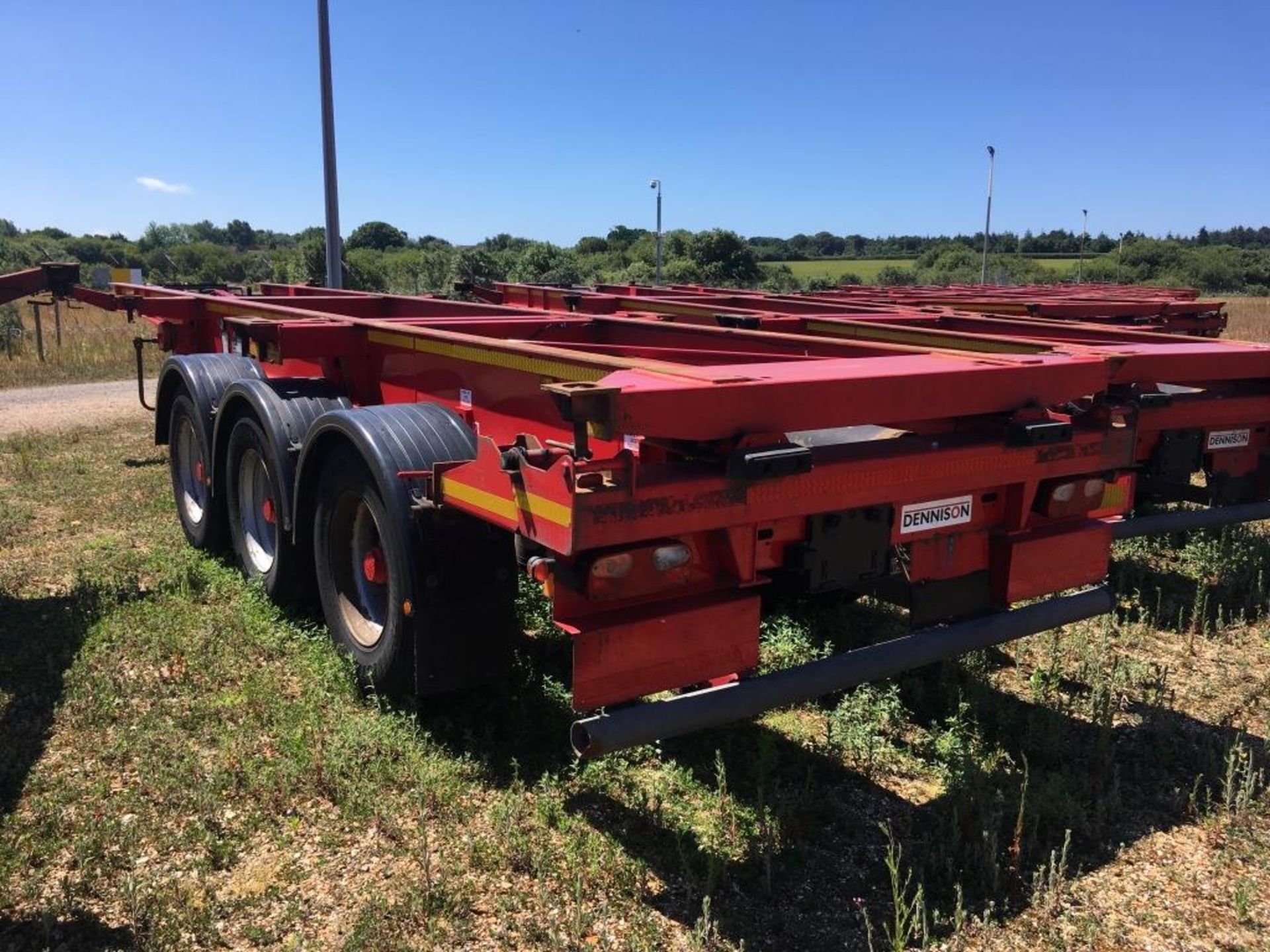 Dennison 14 Lock Sliding Bogie Skeletal trailer, reference 27472, year of manufacture 2011, 3 x - Image 2 of 16