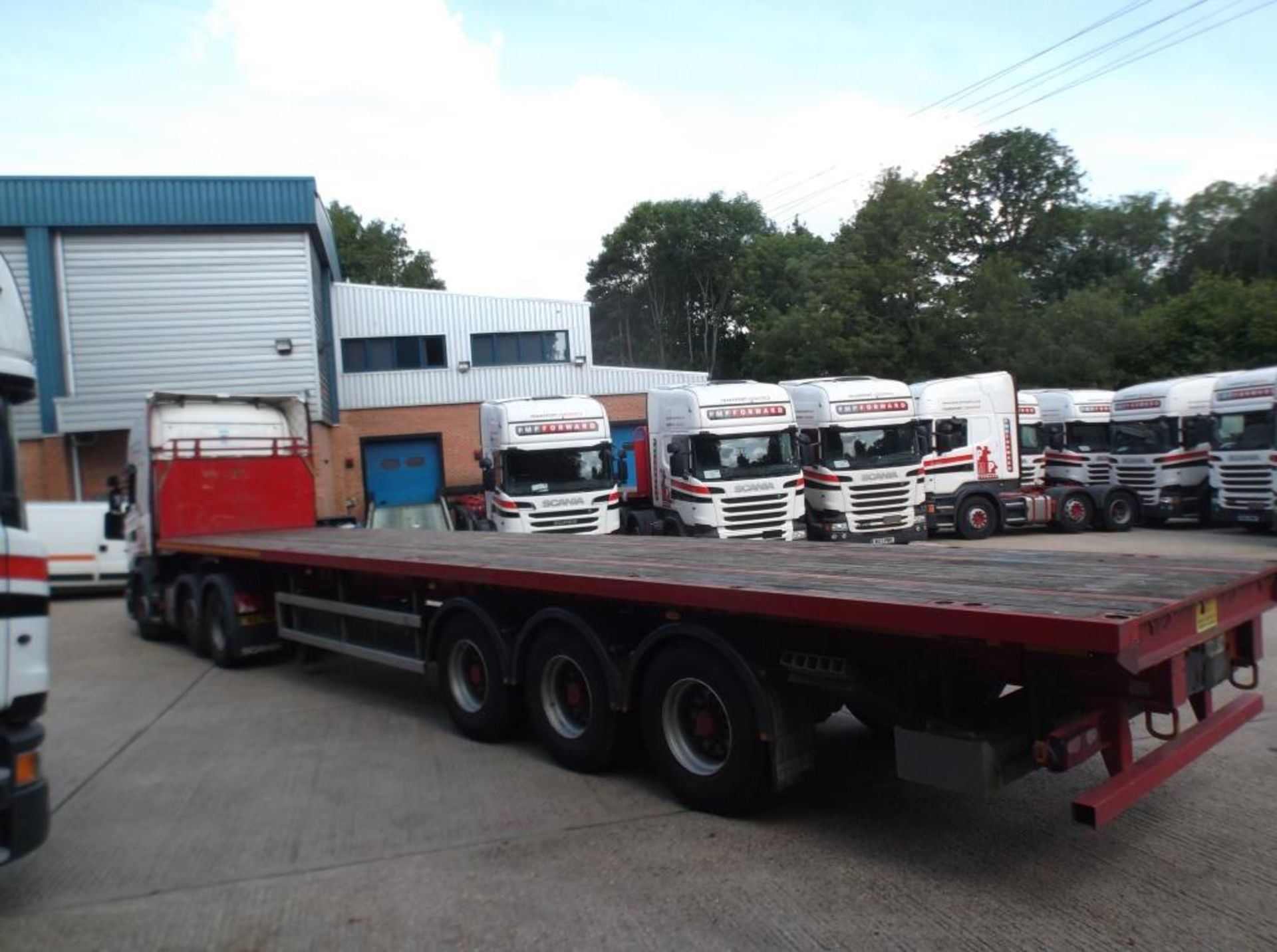 Dennison 13.6m Oil Spec Platform trailer, reference 42303, year of manufacture 2014, 3 x SAF Intra - Image 3 of 16