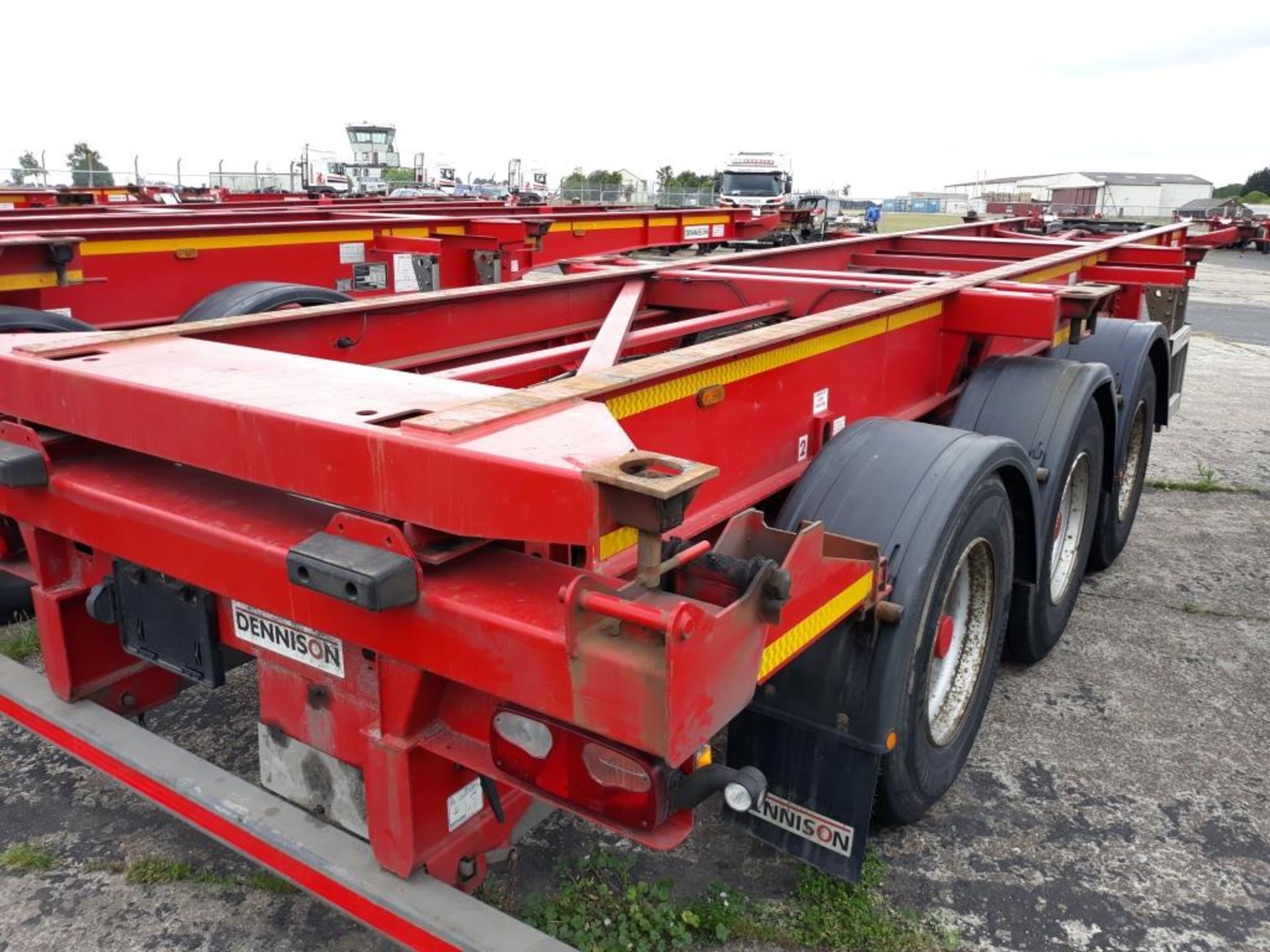 Dennison 14 Lock Sliding Bogie Skeletal trailer, reference 40156, year of manufacture 2013, 3 x - Image 5 of 16