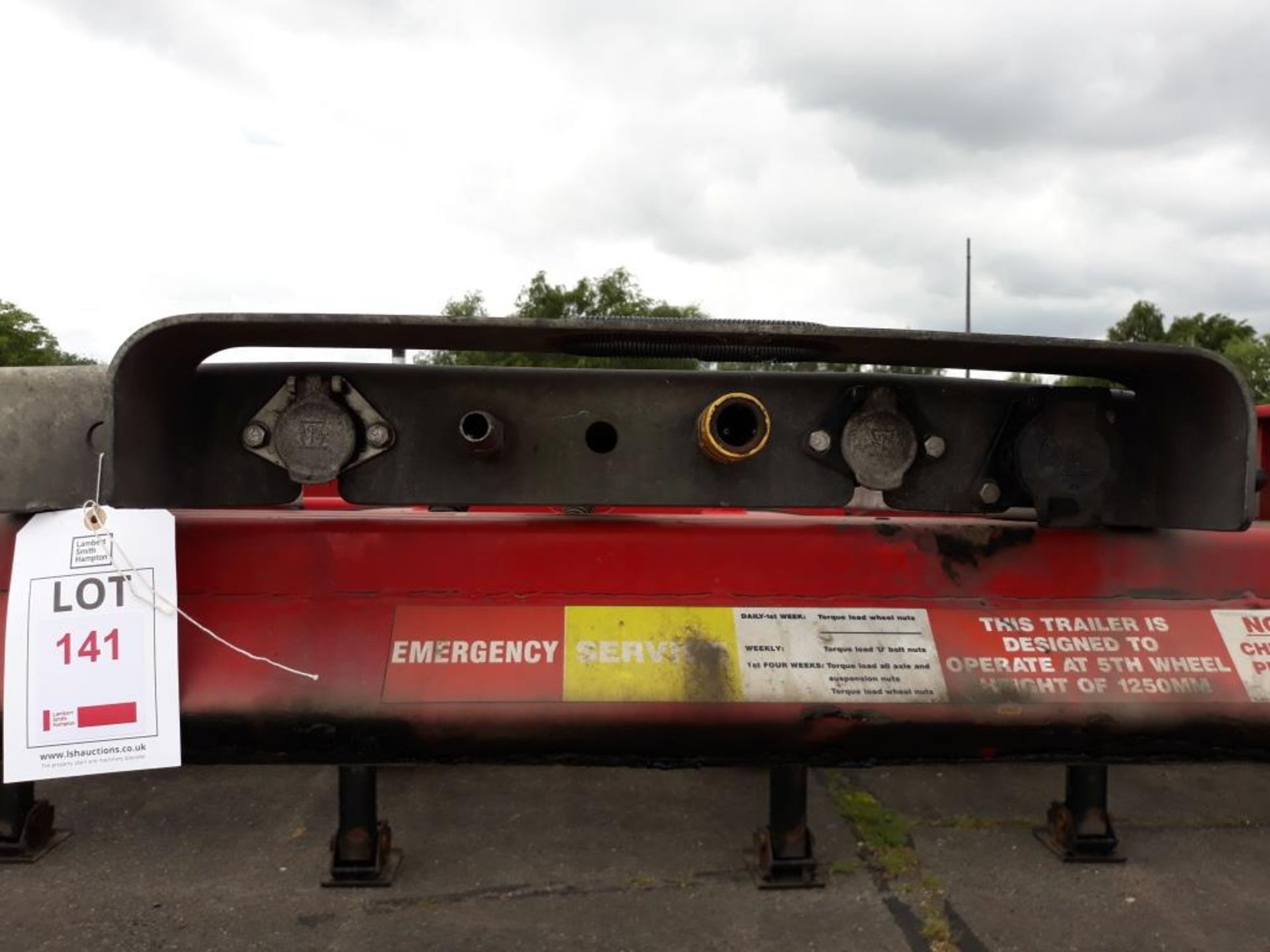 Dennison 14 Lock Sliding Bogie Skeletal trailer, reference 42090, year of manufacture 2014, 3 x - Image 9 of 16