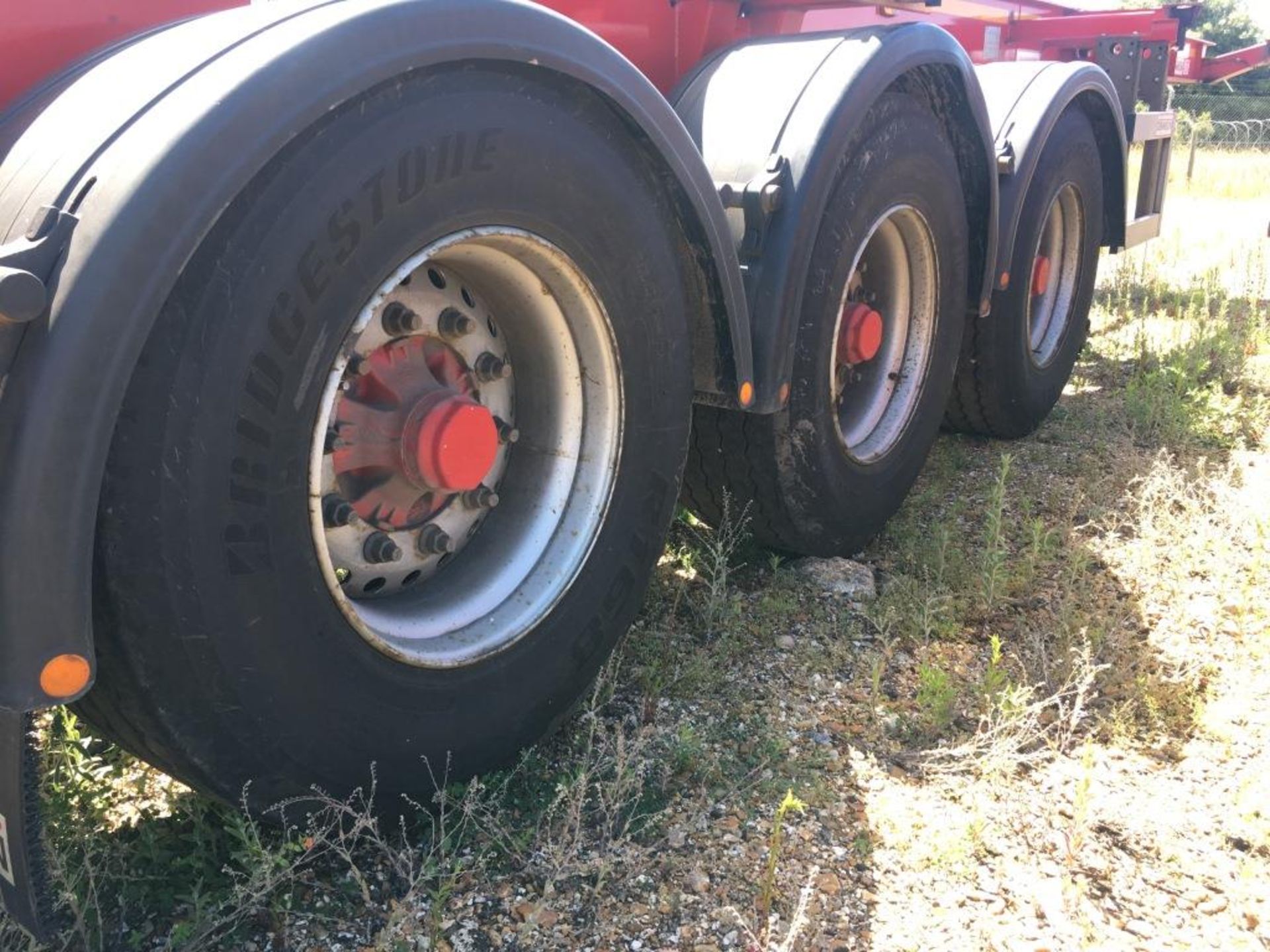 Dennison 14 Lock Sliding Bogie Skeletal trailer, reference 40162, year of manufacture 2013, 3 x - Image 11 of 16