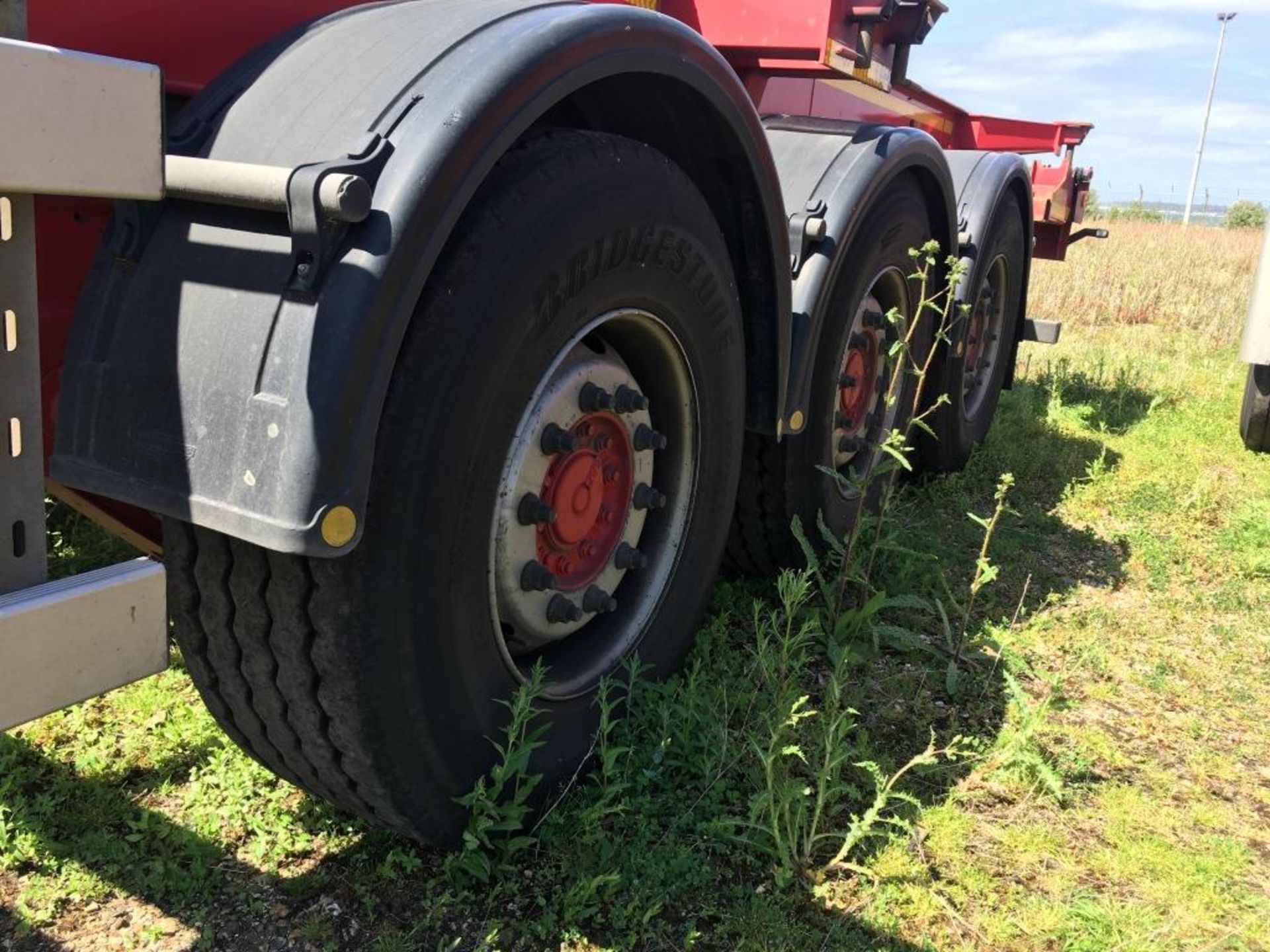 Dennison 14 Lock Sliding Bogie Skeletal trailer, reference 49434, year of manufacture 2016, 3 x - Image 4 of 15