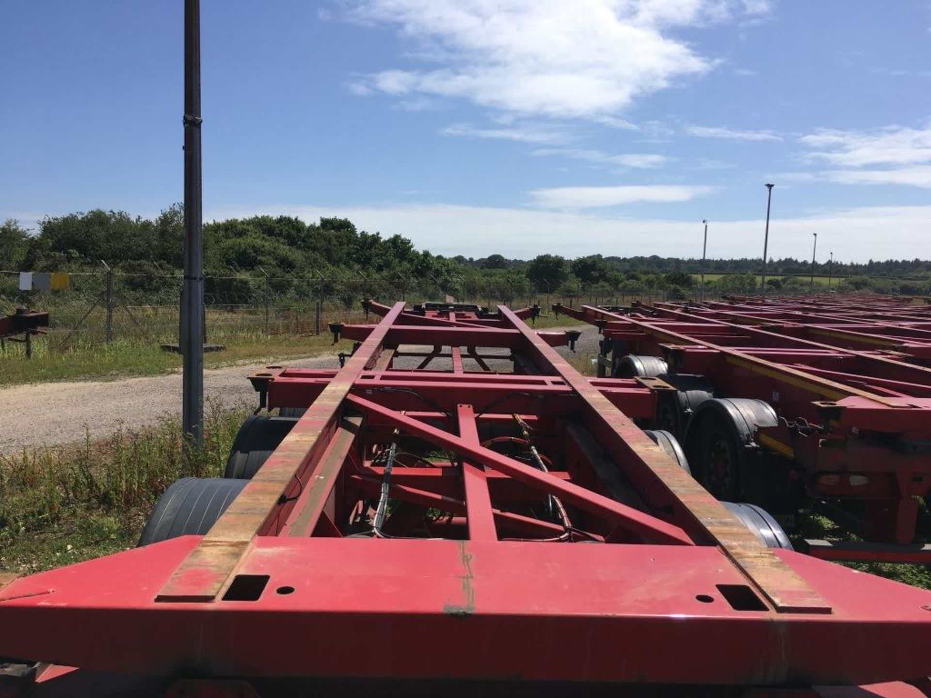 Dennison 14 Lock Sliding Bogie Skeletal trailer, reference 26718, year of manufacture 2011, 3 x - Image 4 of 14