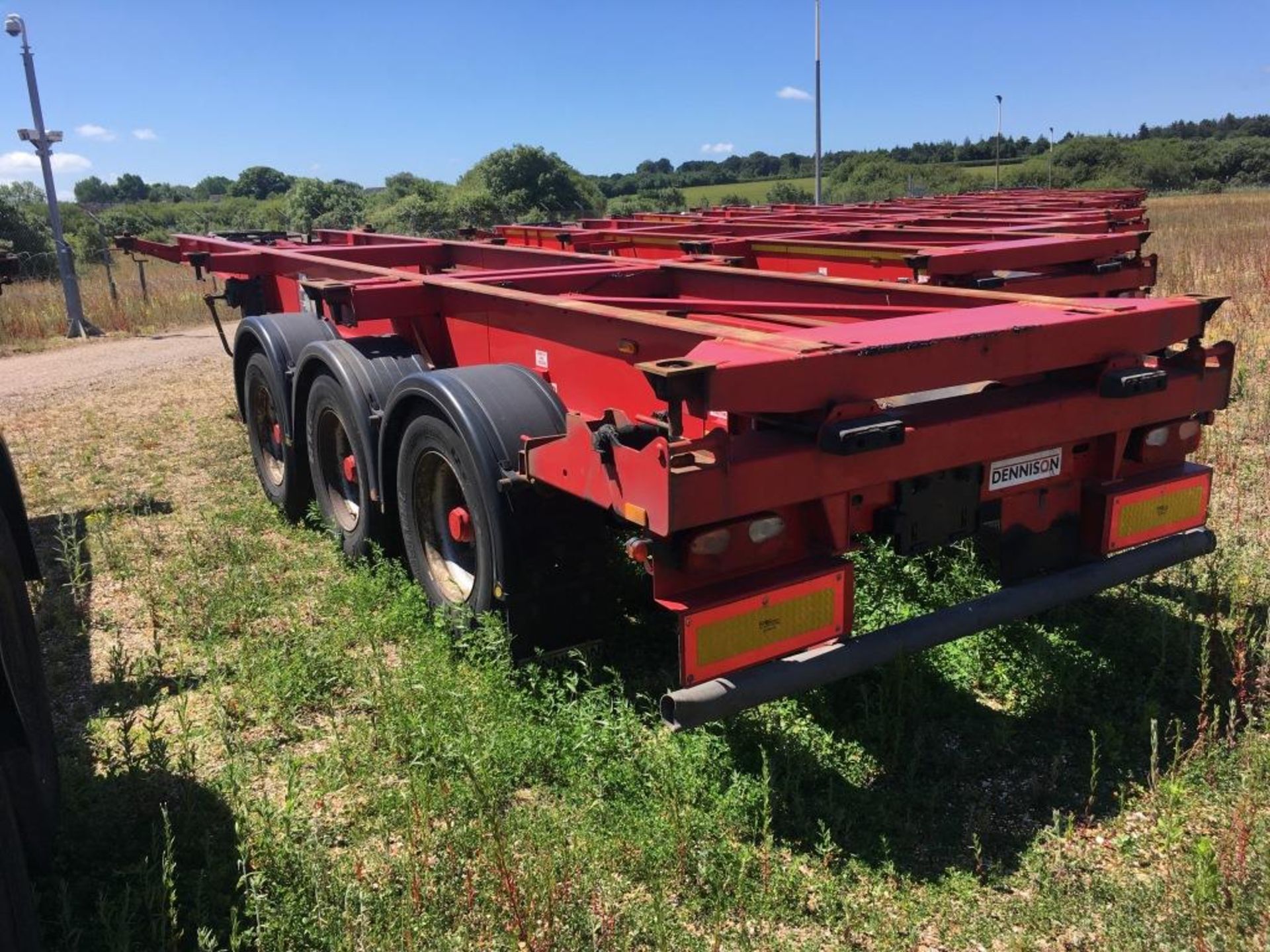 Dennison 14 Lock Sliding Bogie Skeletal trailer, reference 27120, year of manufacture 2011, 3 x - Image 2 of 14