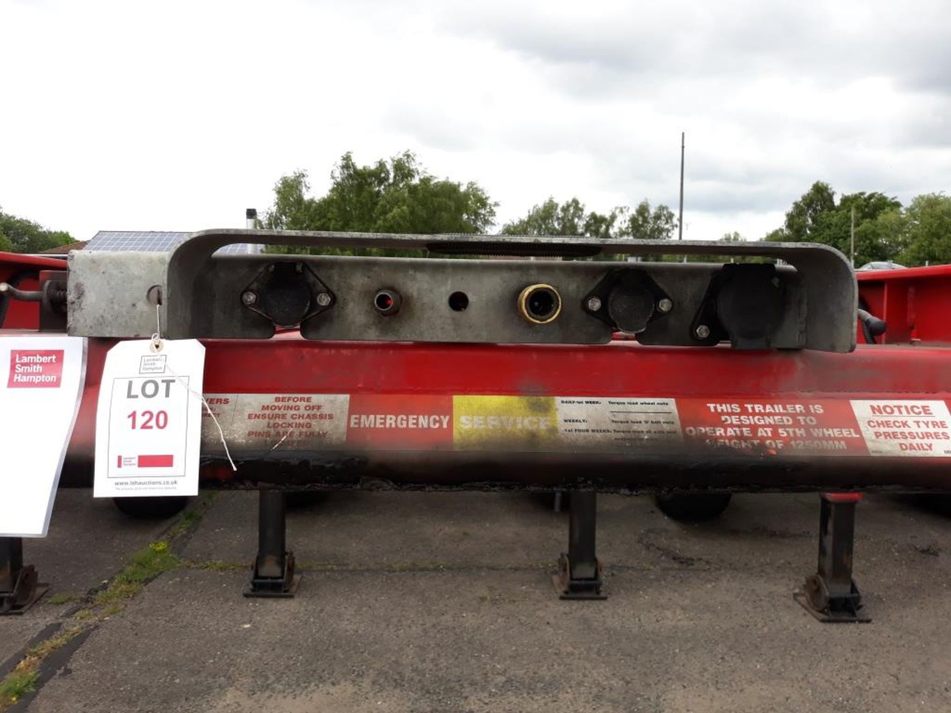 Dennison 14 Lock Sliding Bogie Skeletal trailer, reference 49438, year of manufacture 2016, 3 x - Image 9 of 15