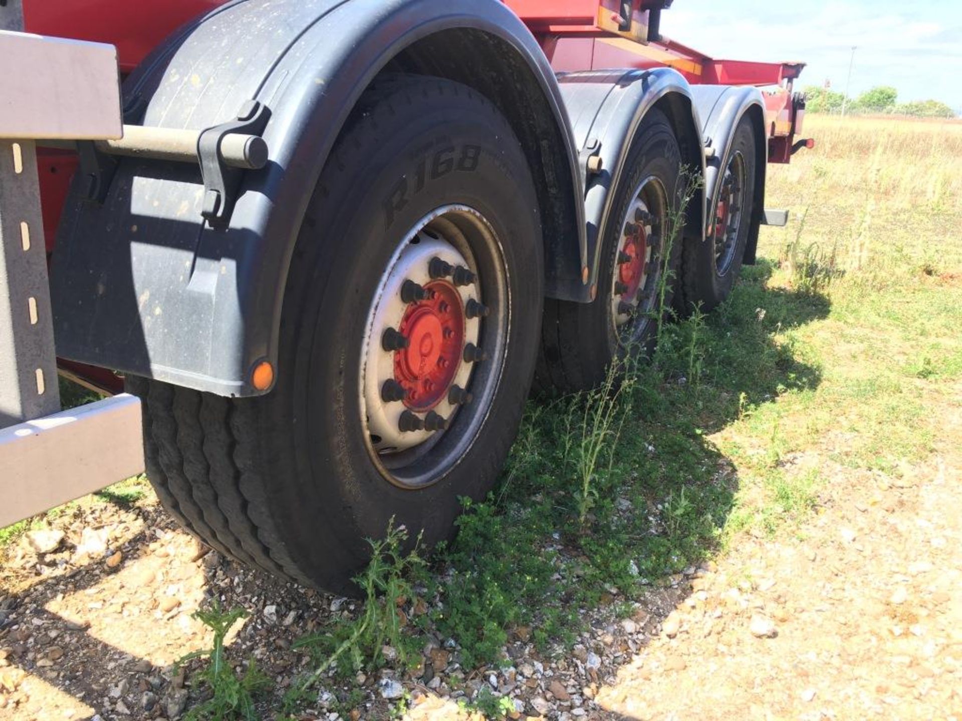 Dennison 14 Lock Sliding Bogie Skeletal trailer, reference 42074, year of manufacture 2014, 3 x - Image 12 of 17