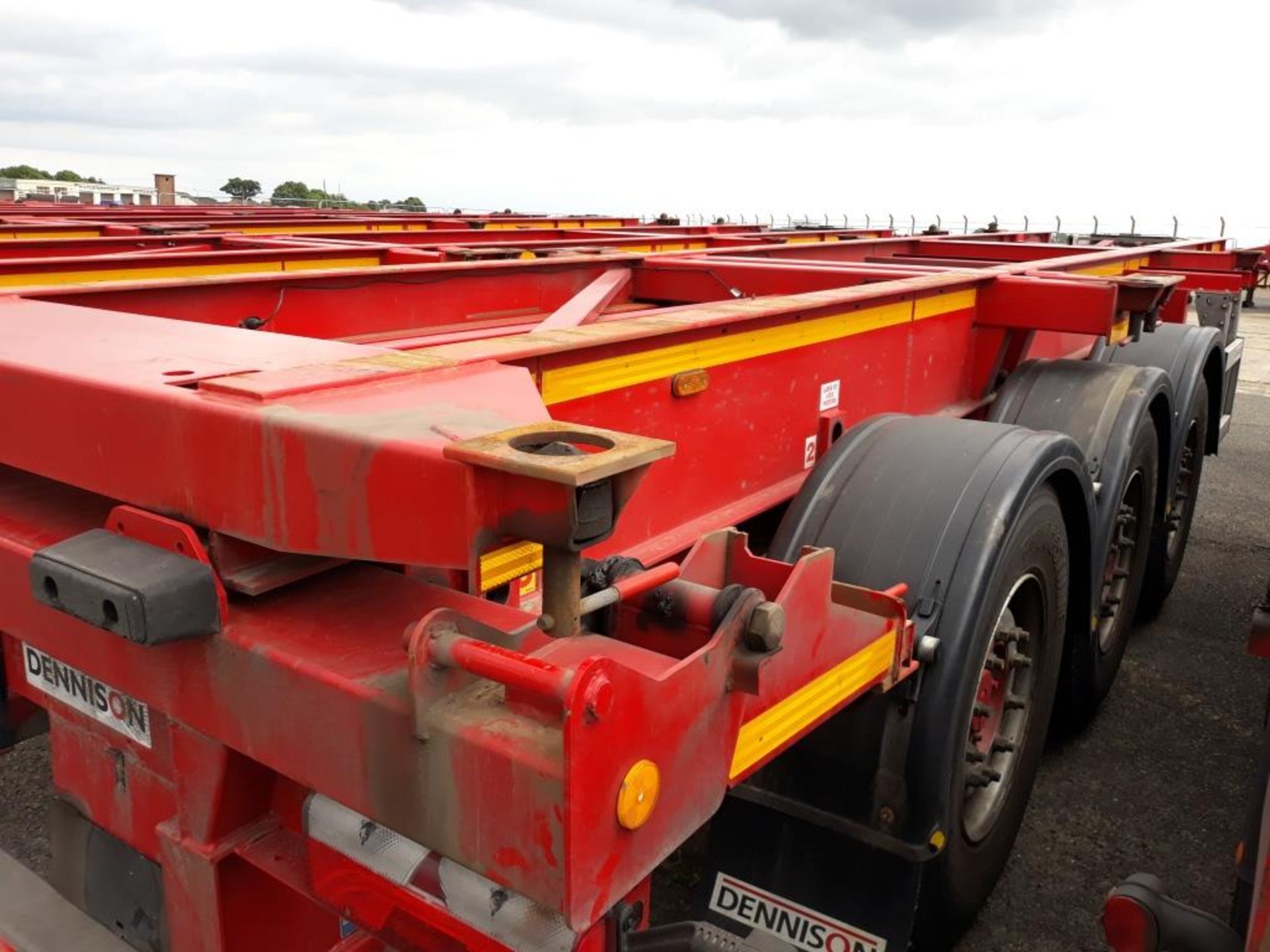 Dennison 14 Lock Sliding Bogie Skeletal trailer, reference 50313, year of manufacture 2017, 3 x - Image 5 of 15