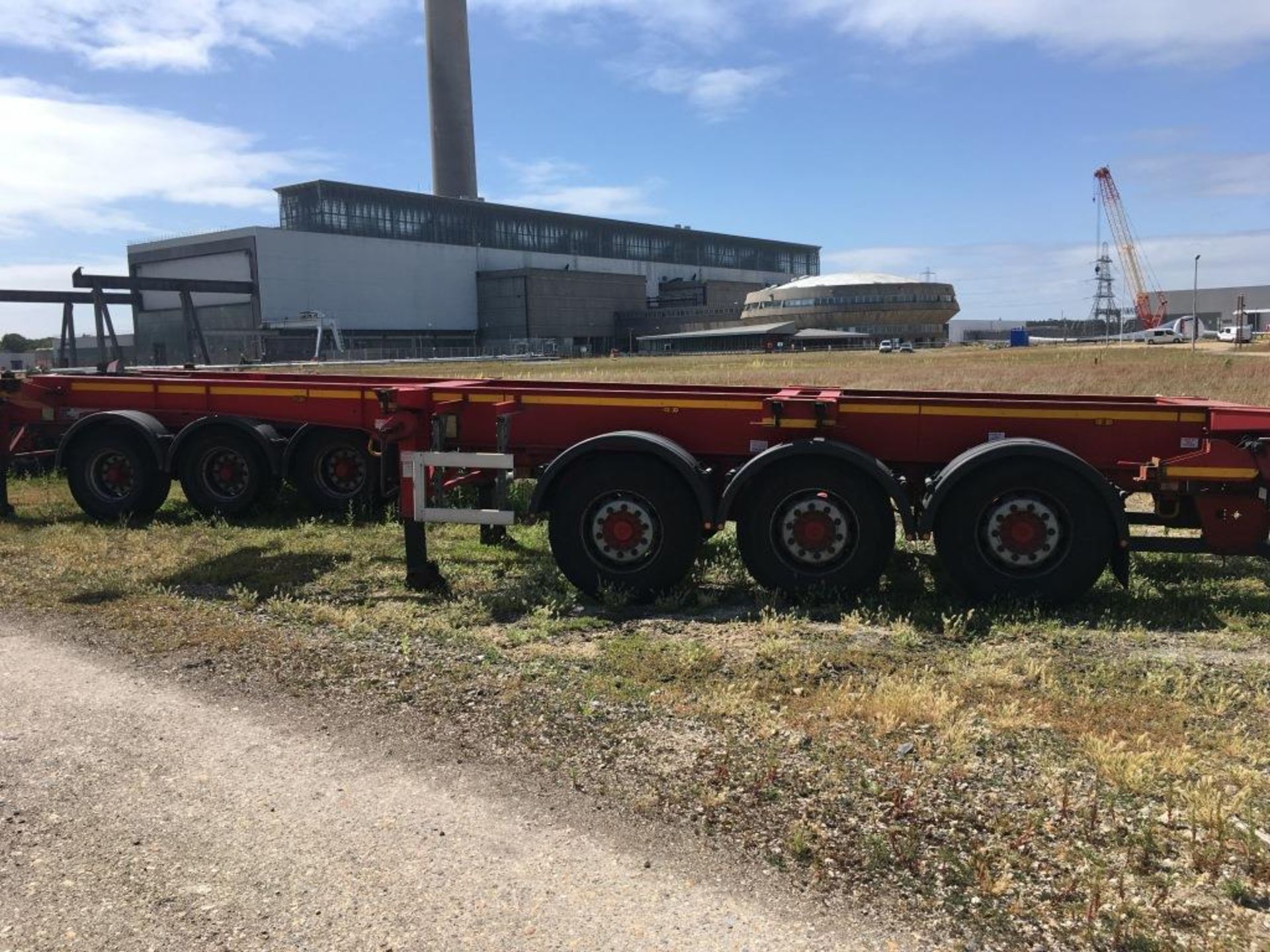 Dennison 14 Lock Sliding Bogie Skeletal trailer, reference 42061, year of manufacture 2014, 3 x - Image 4 of 19