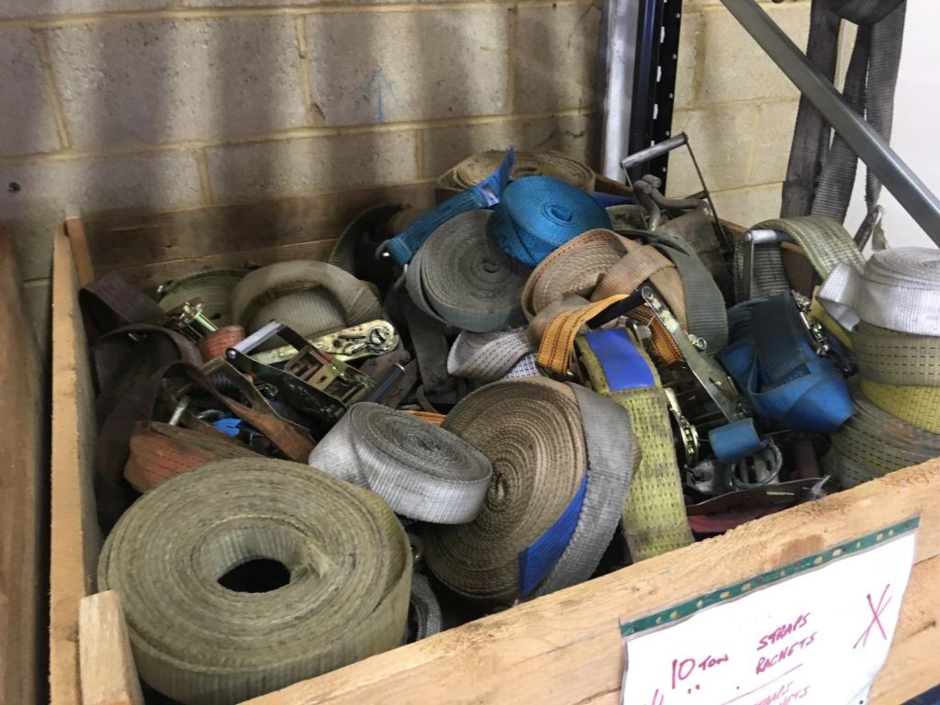 Assorted straps and ratchets on one pallet. Please note: This lot is located at 6 Dewar Close,