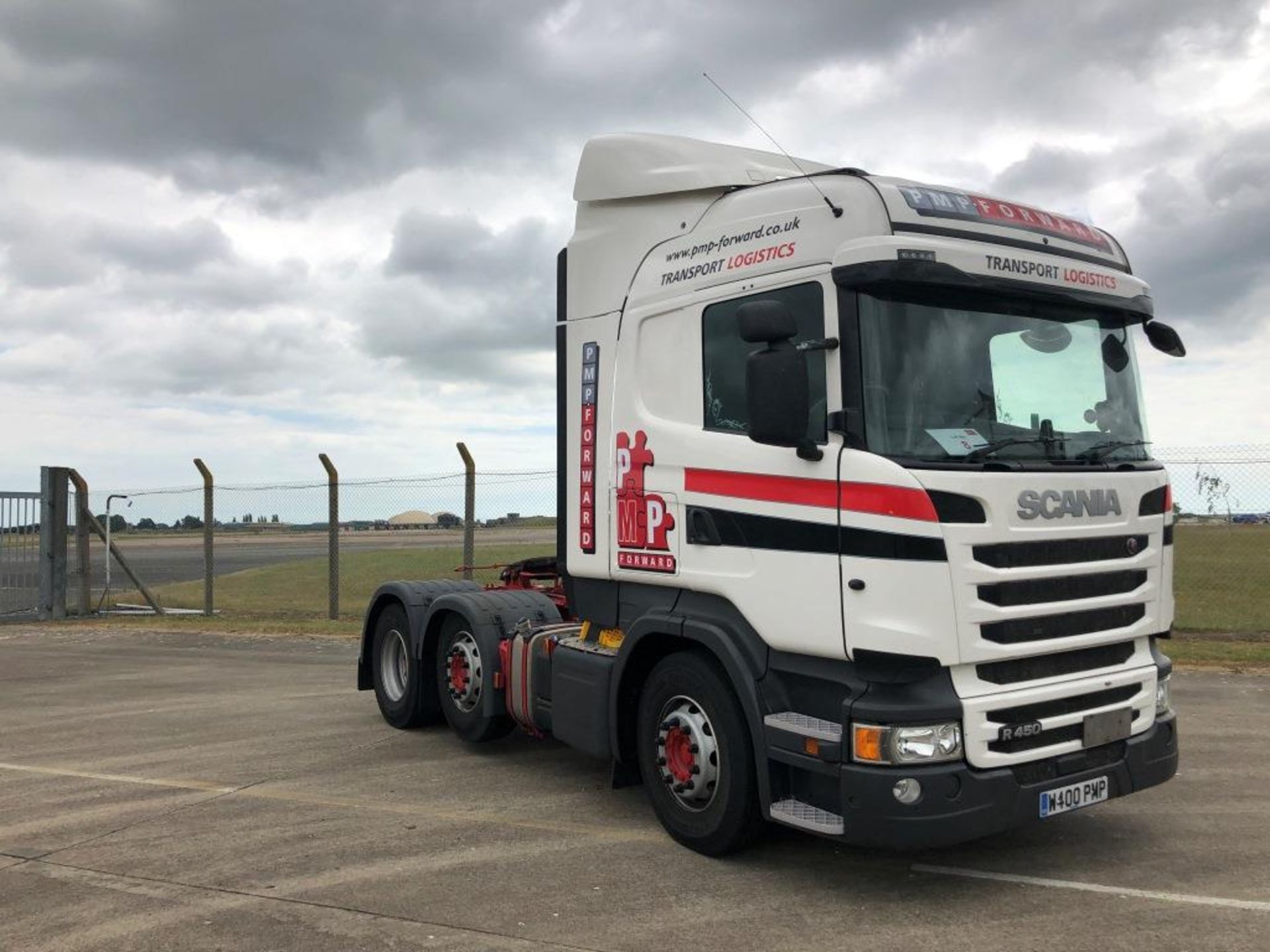 Scania R450 LA 6X2/2MNA High Line tractor unit, 2 Pedal Opticruise Gearbox, Registration number - Image 2 of 17