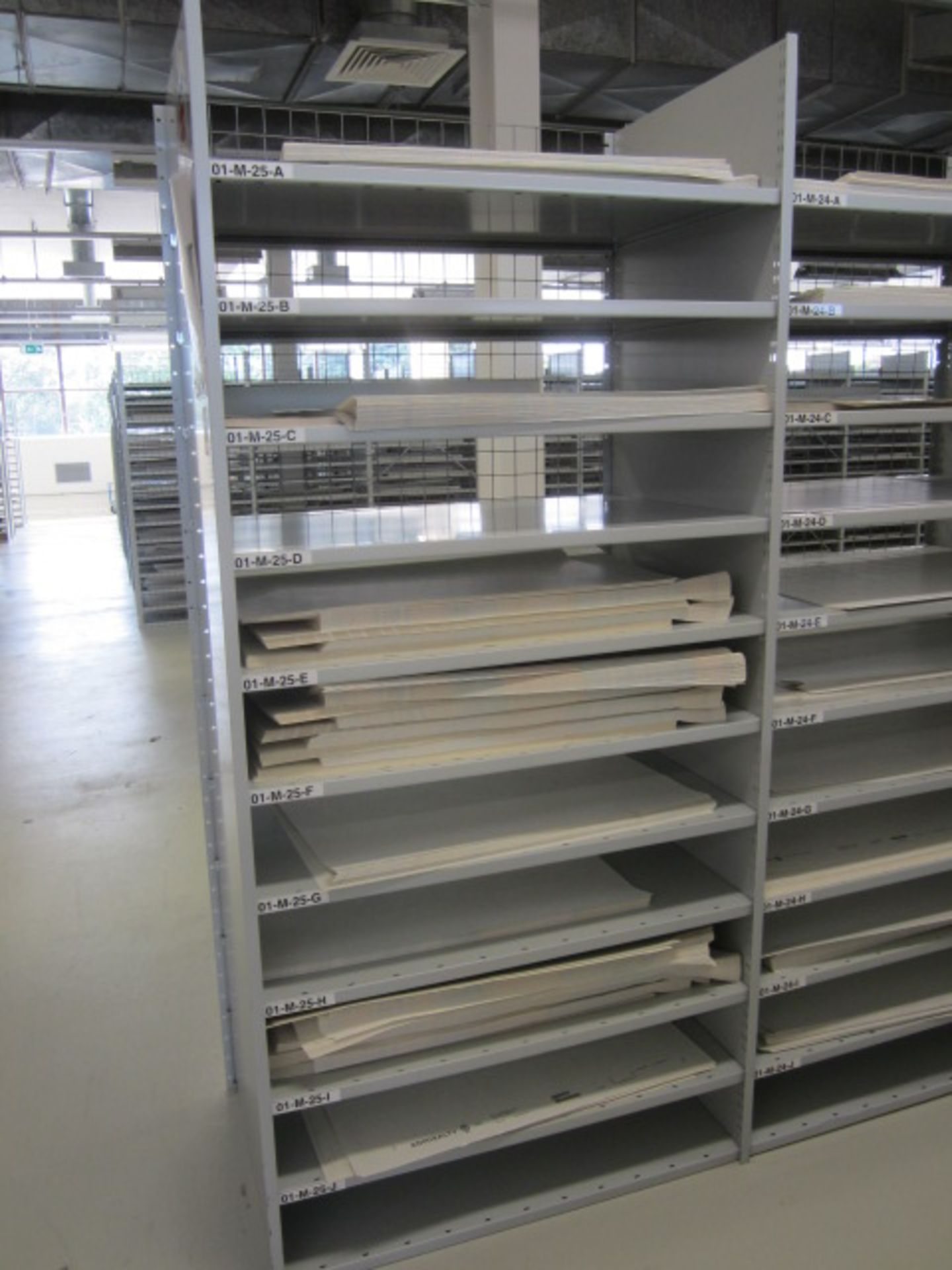 Link 51 metal boltless stores racking comprising: 13 x single sided bays, approx. overall size: 11. - Image 3 of 4