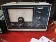 Avo RF signal generator, HF135